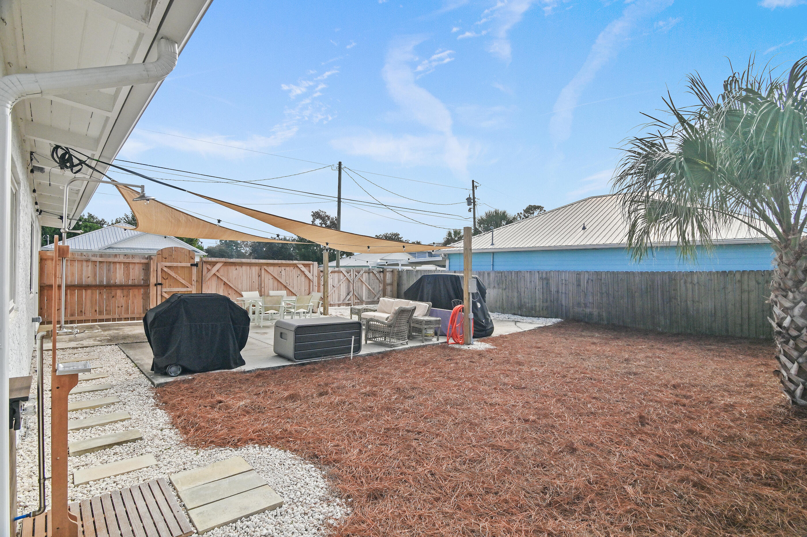 LAGUNA BEACH - Residential