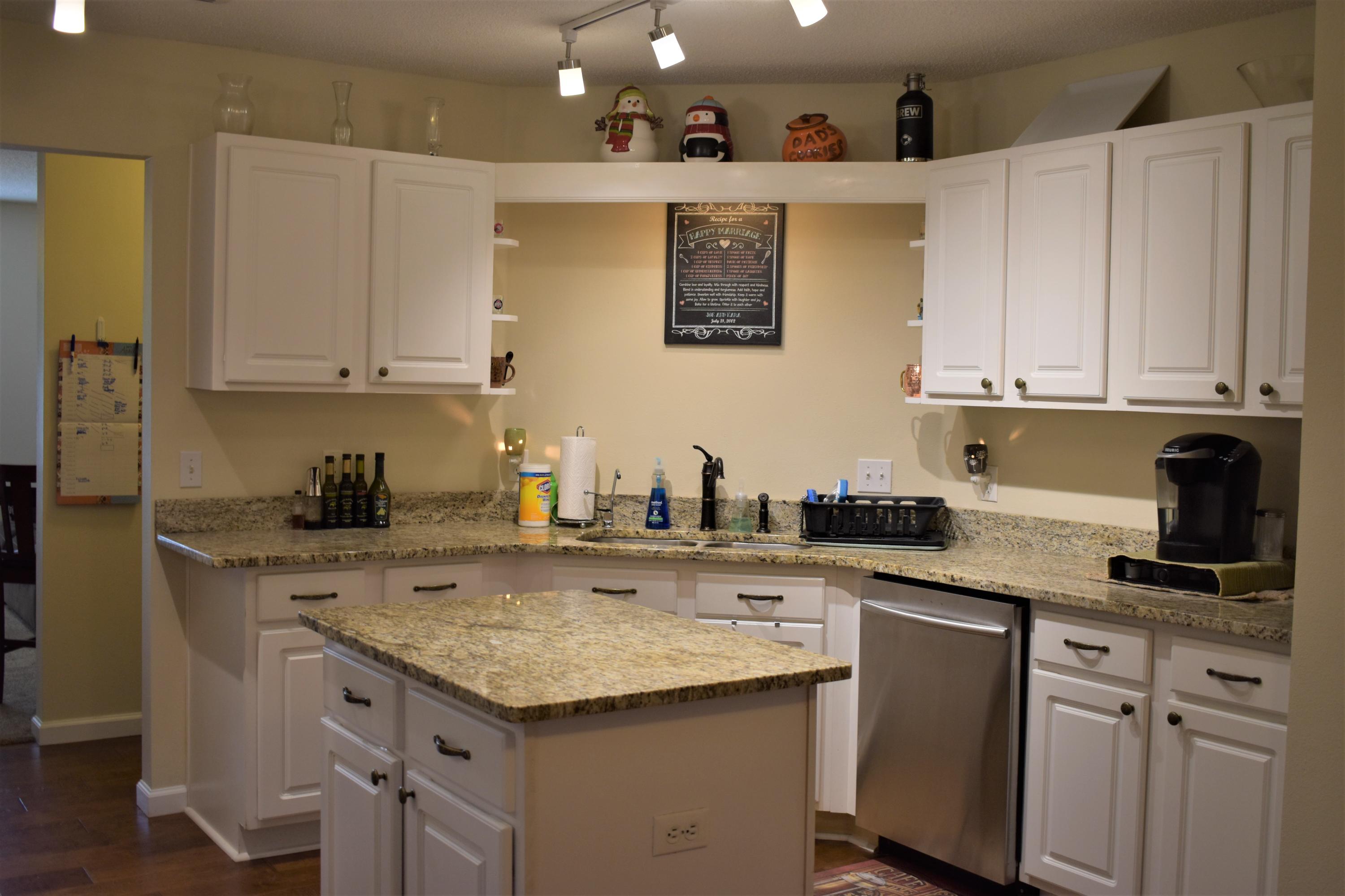 COUNTRYVIEW EST 10TH ADD - Residential