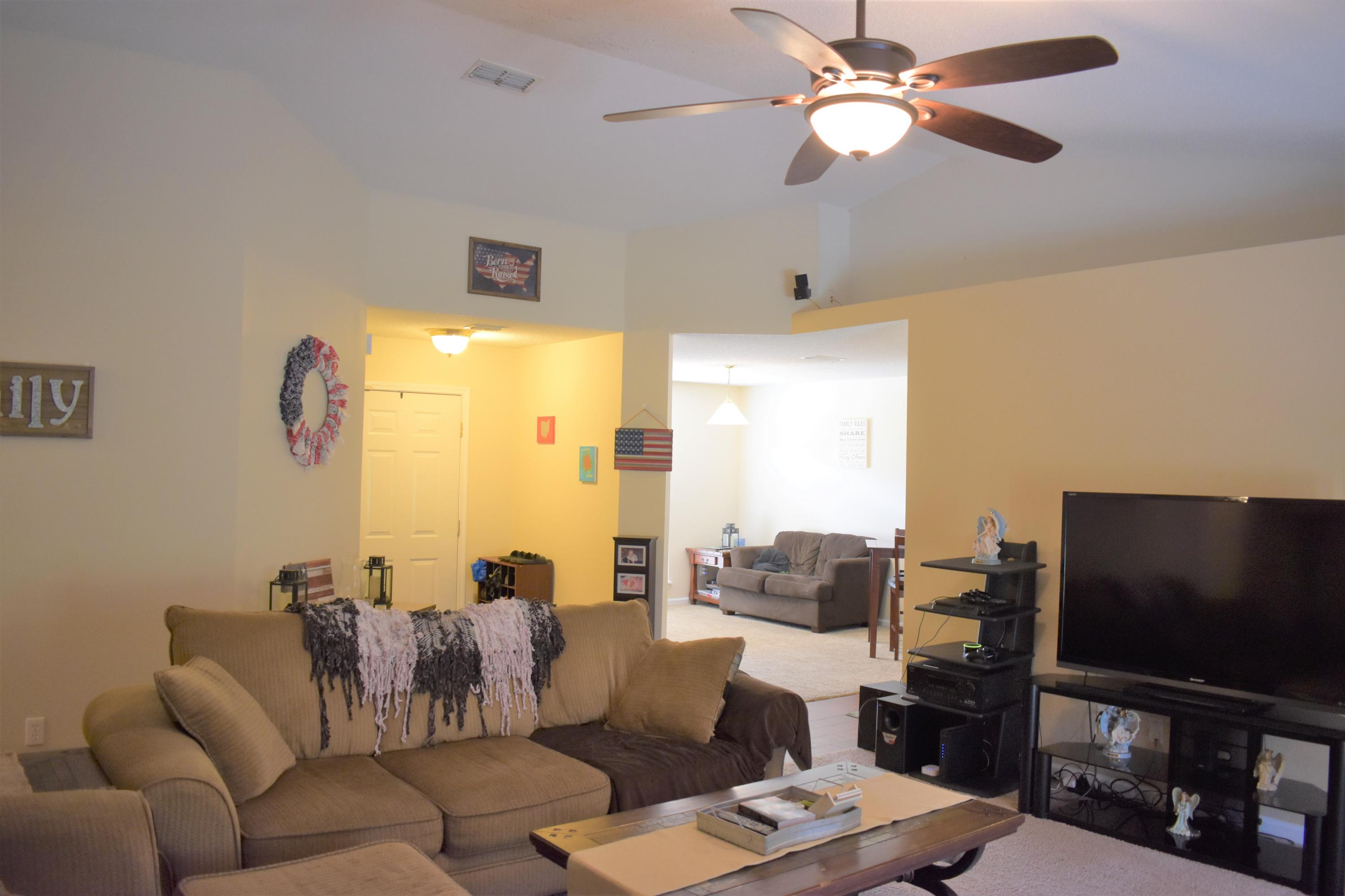 COUNTRYVIEW EST 10TH ADD - Residential