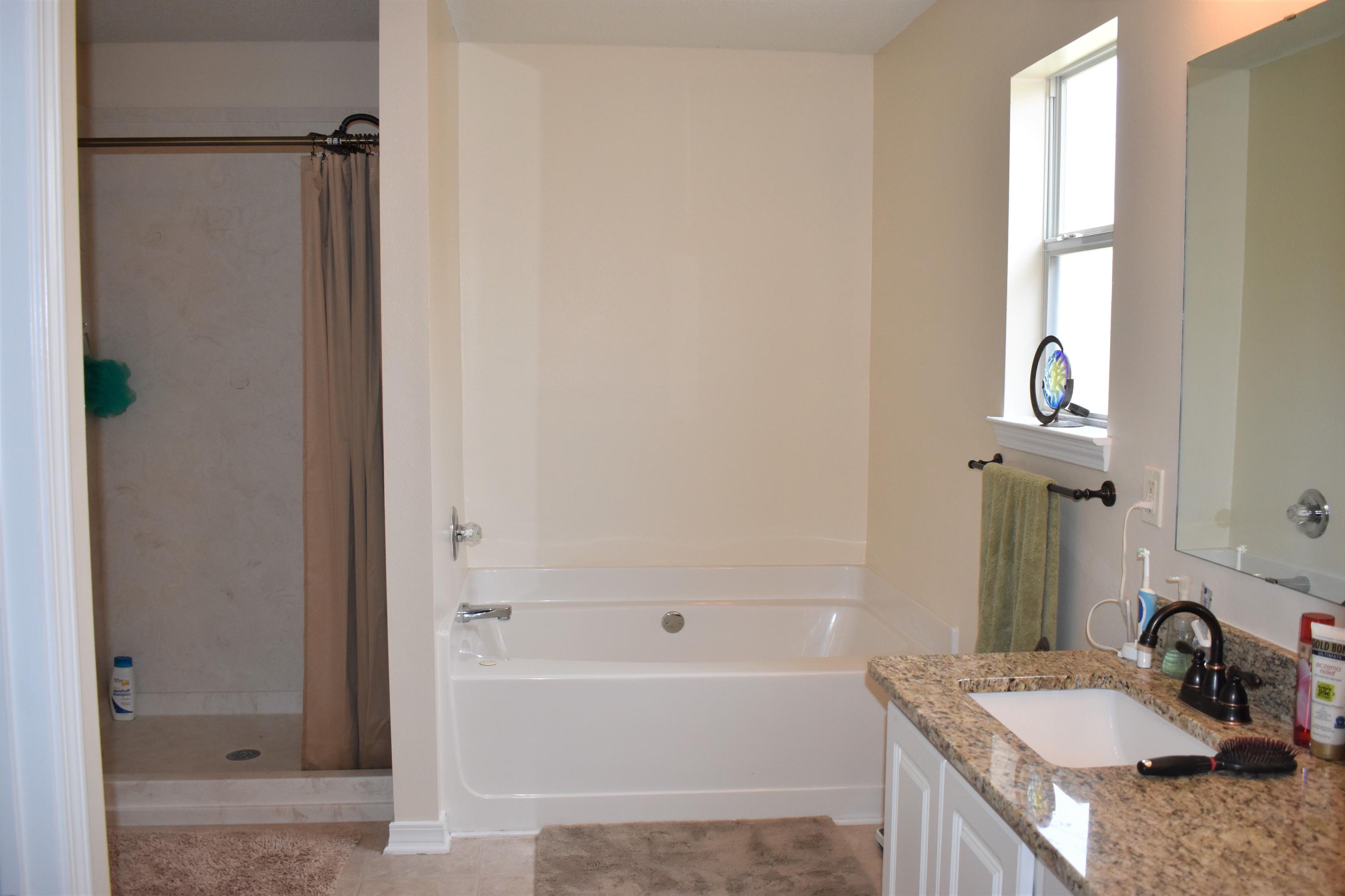 COUNTRYVIEW EST 10TH ADD - Residential