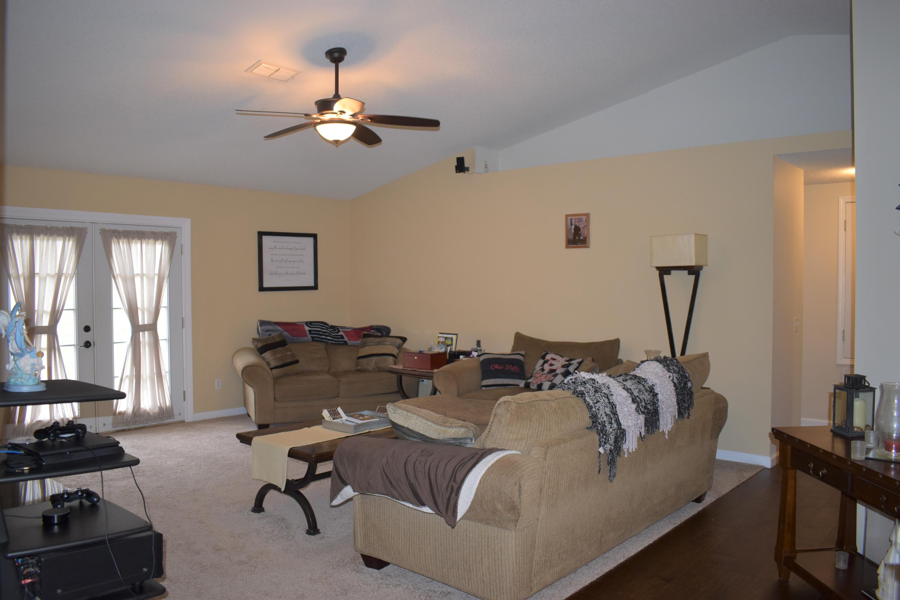 COUNTRYVIEW EST 10TH ADD - Residential