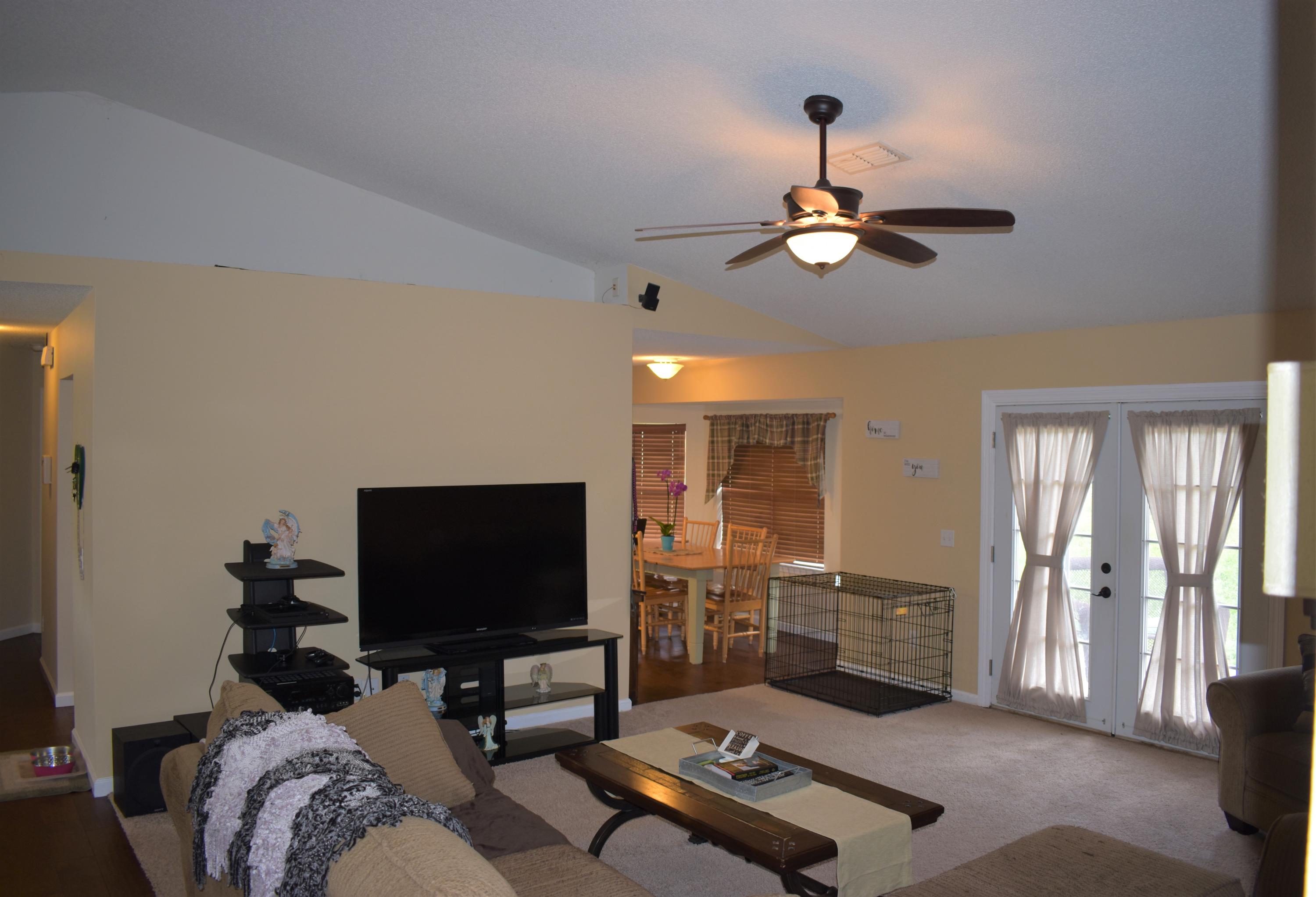 COUNTRYVIEW EST 10TH ADD - Residential