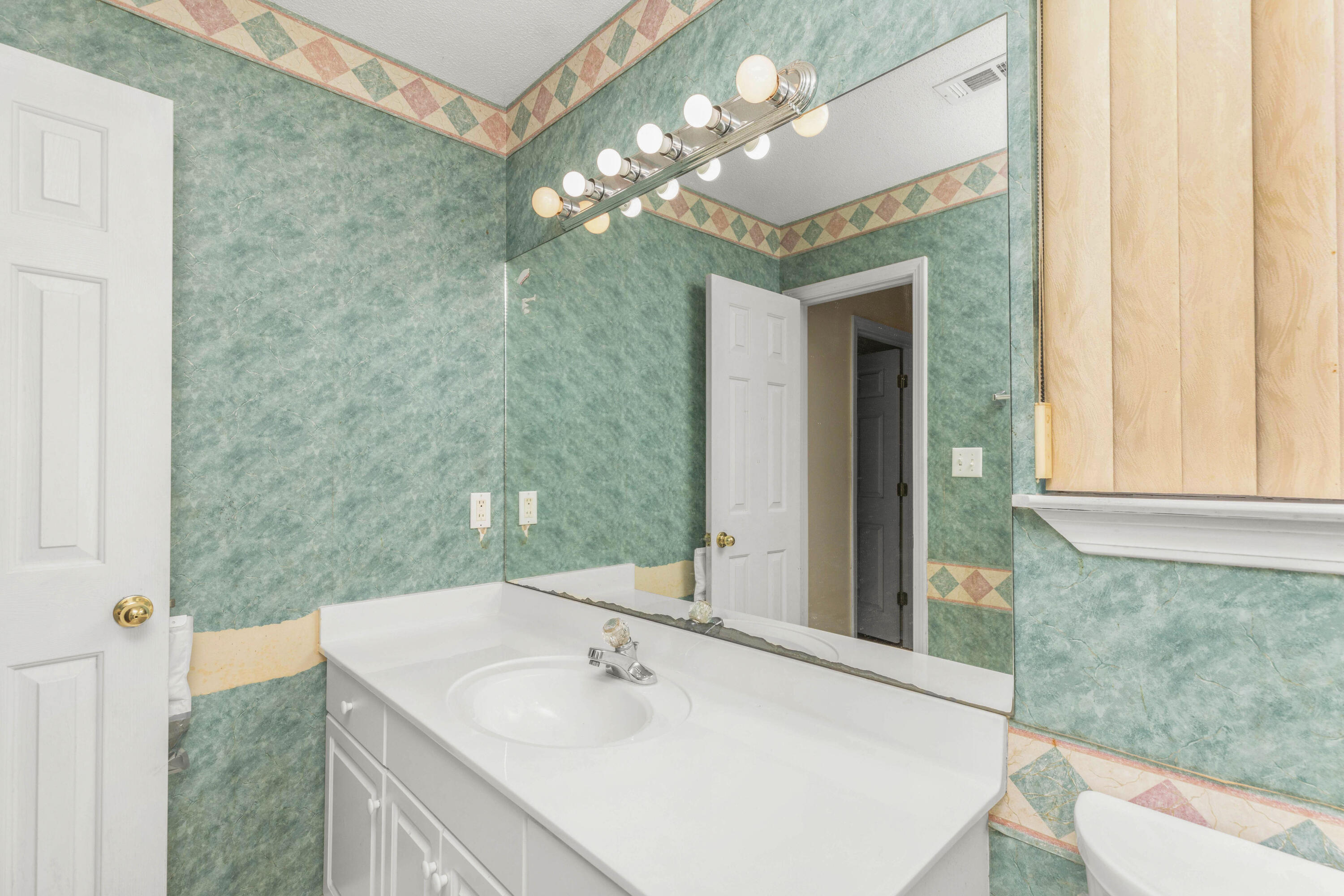 INDIAN WOODS - Residential