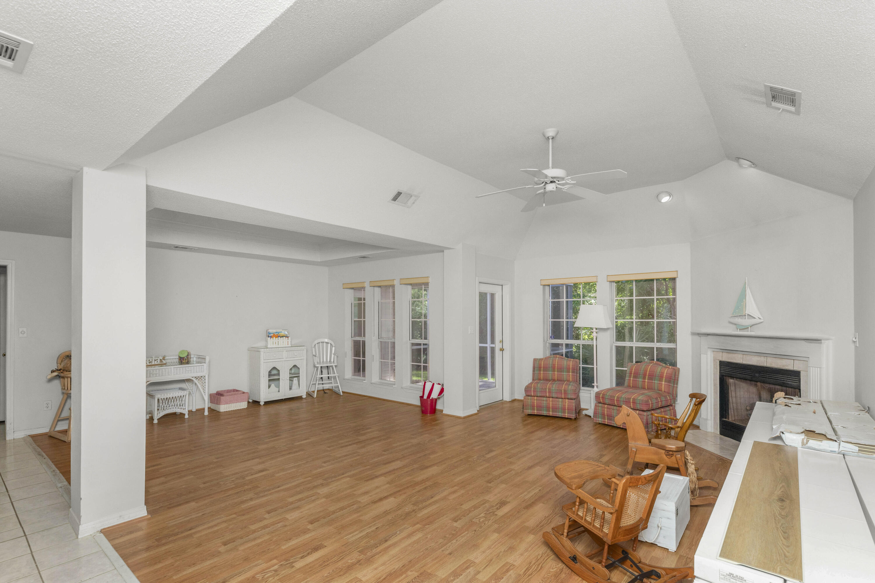 INDIAN WOODS - Residential