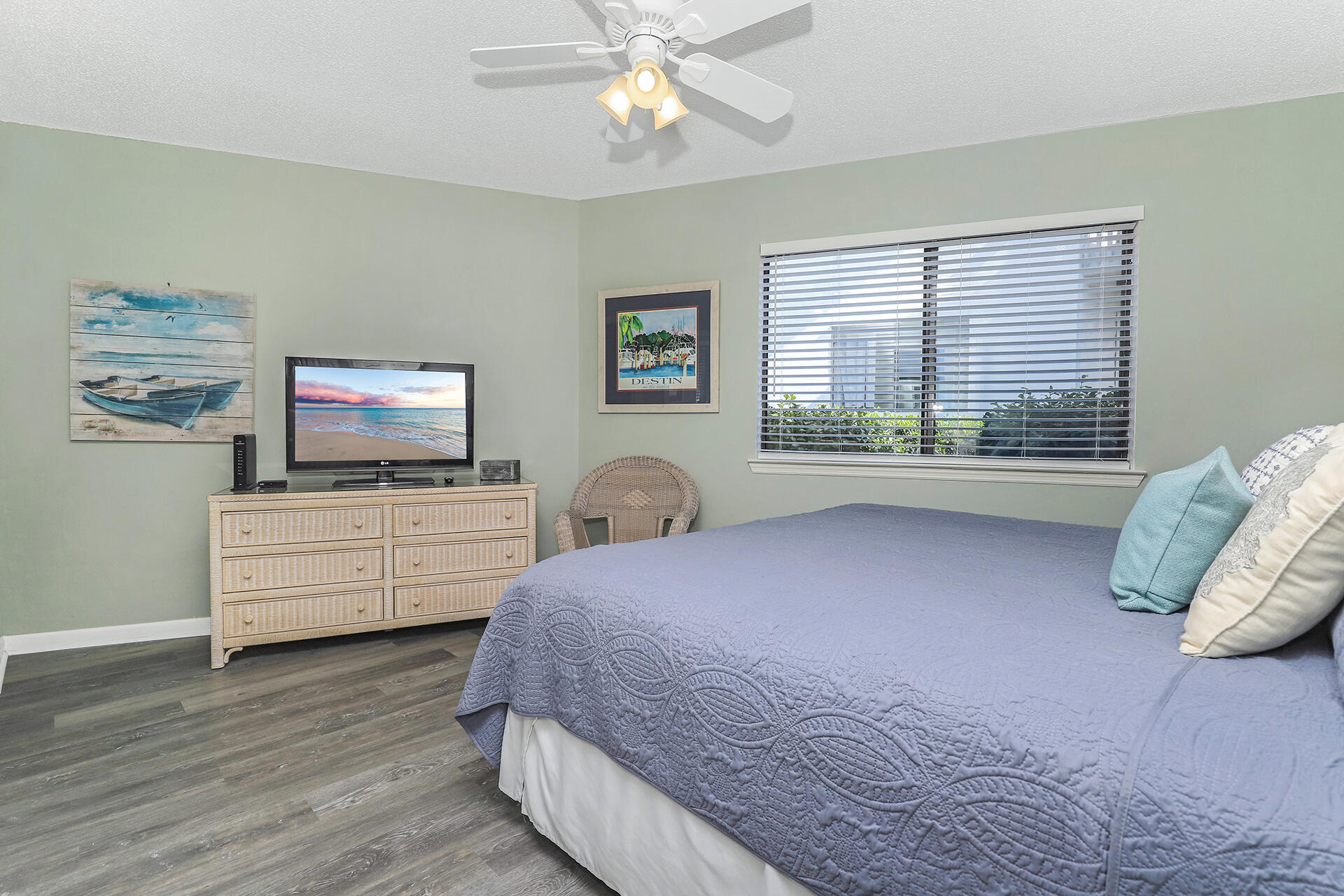 CRYSTAL VILLAGE 2 CONDO PH 4 - Residential