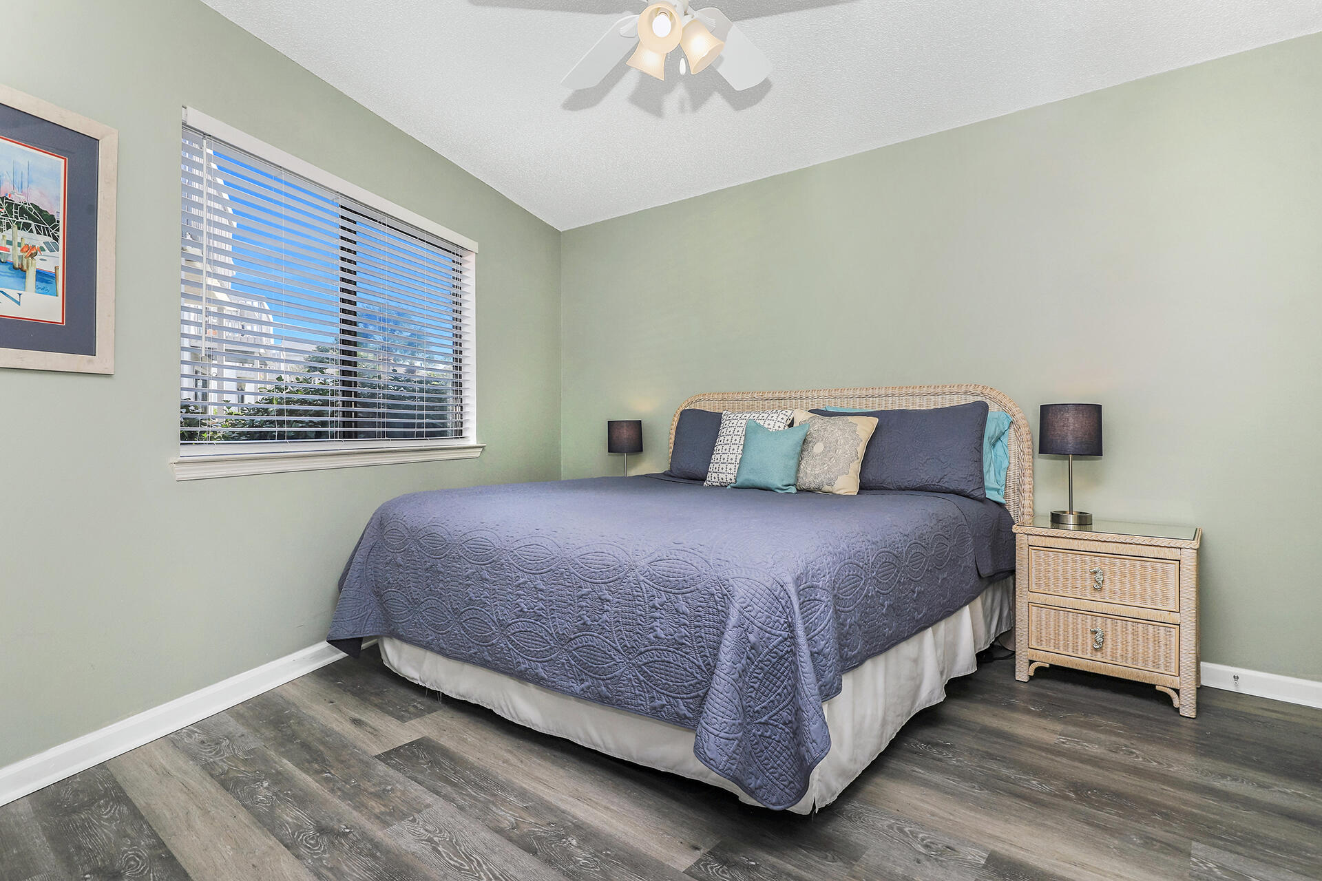 CRYSTAL VILLAGE 2 CONDO PH 4 - Residential