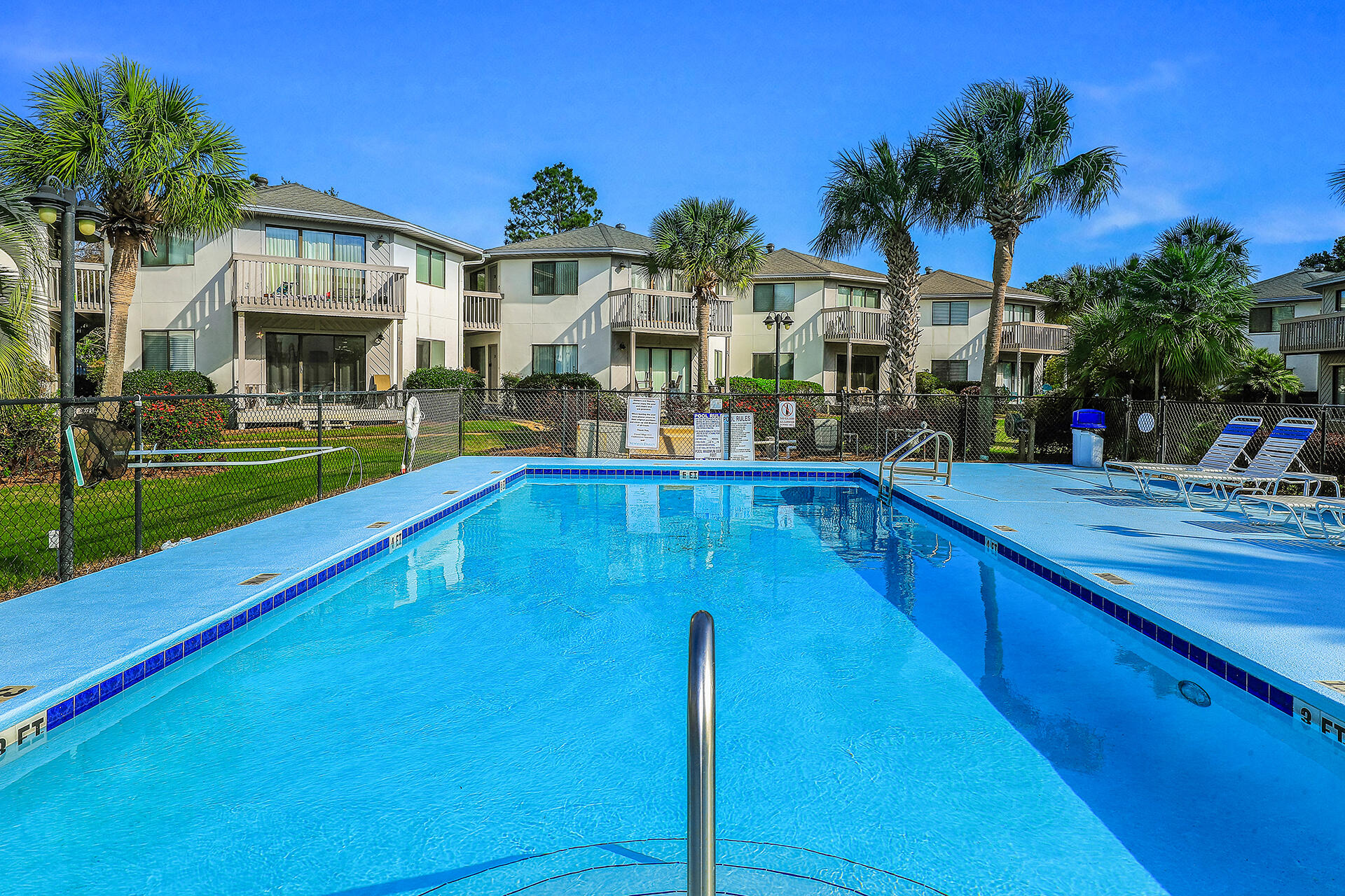 CRYSTAL VILLAGE 2 CONDO PH 4 - Residential