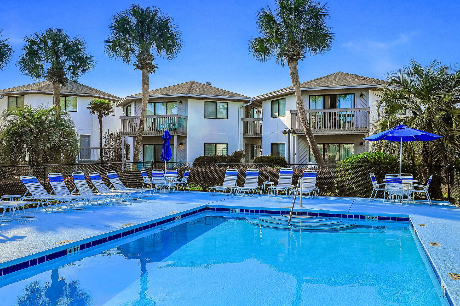 CRYSTAL VILLAGE 2 CONDO PH 4 - Residential