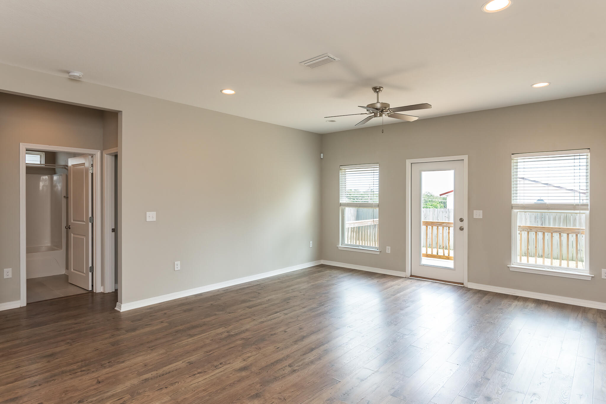 HERITAGE MANOR - Residential