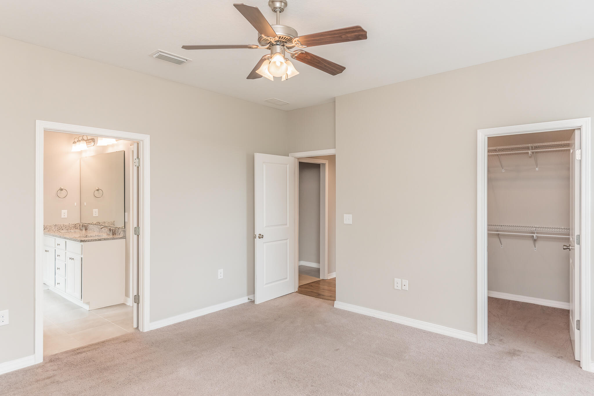 HERITAGE MANOR - Residential