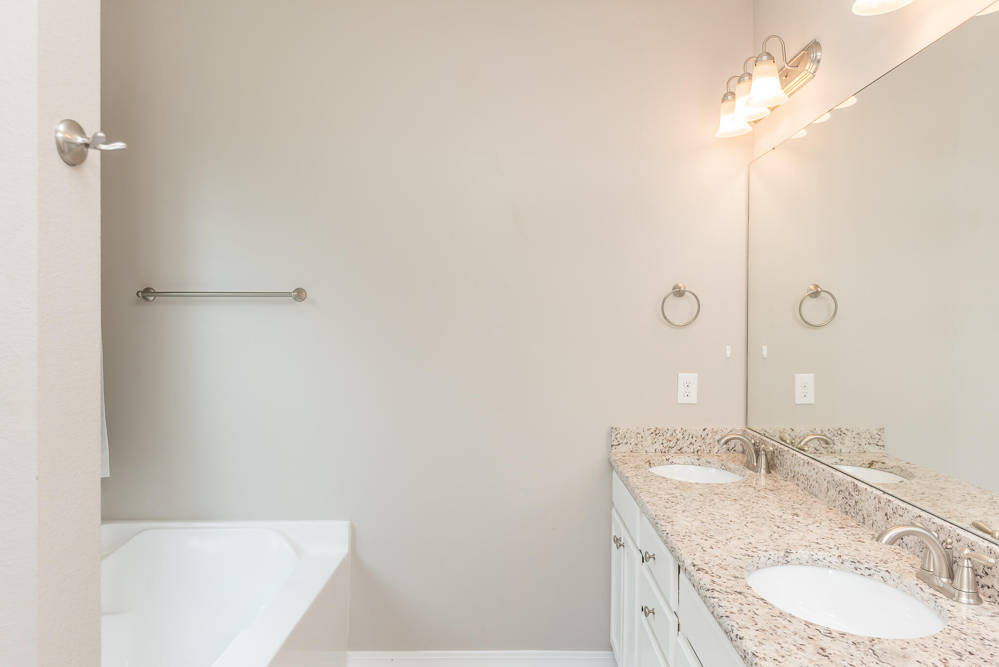 HERITAGE MANOR - Residential