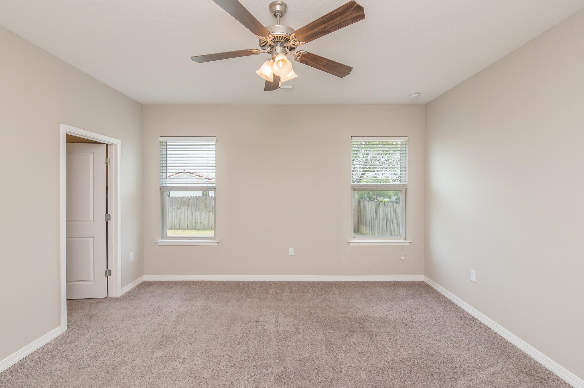 HERITAGE MANOR - Residential