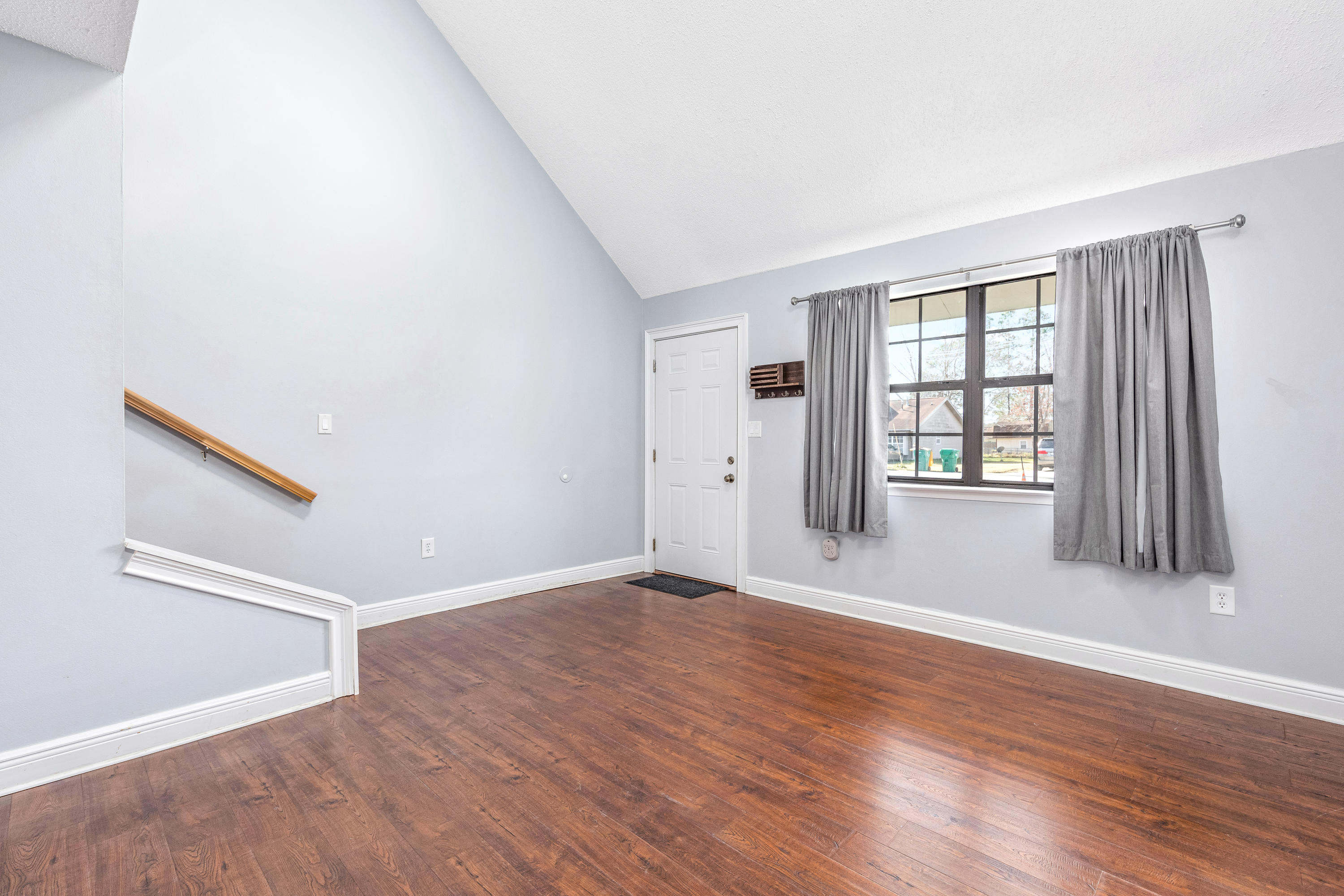 PINE MEADOWS 4TH ADDN - Residential