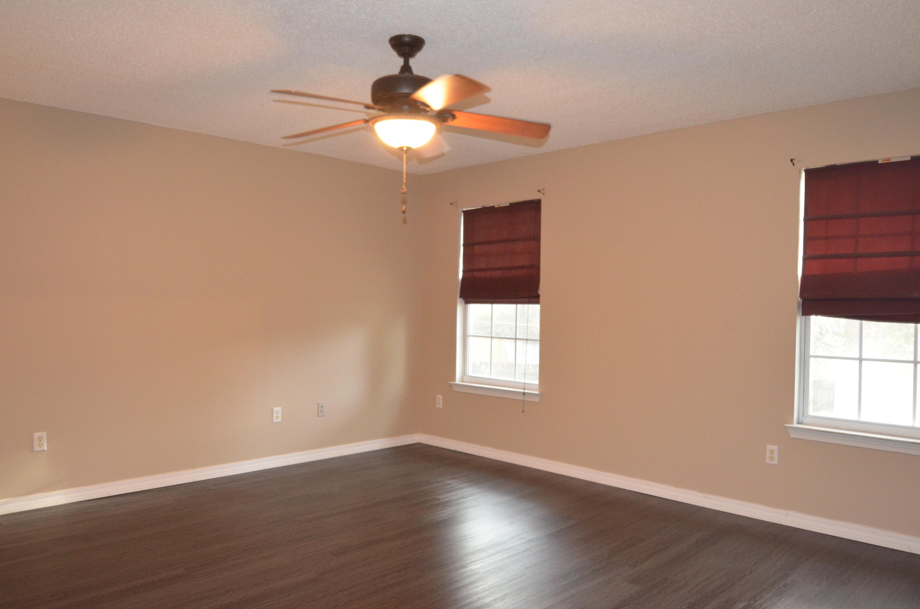 COUNTRYVIEW ESTATES 4TH ADDN PH 4 - Residential Lease