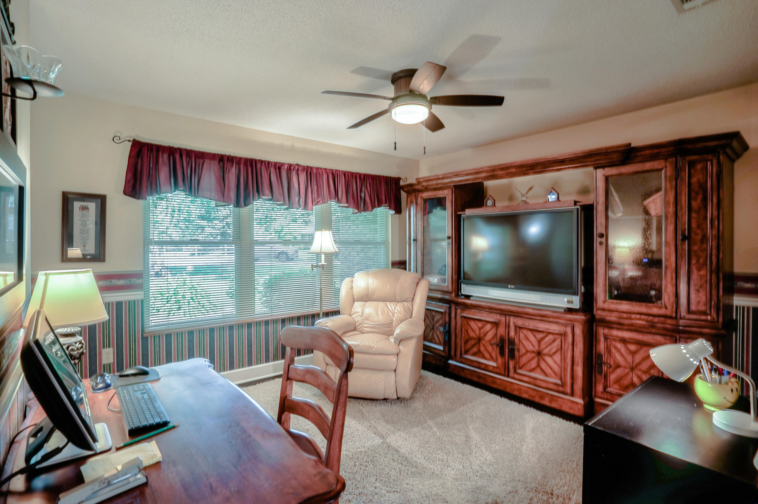 LA CHATEAU - Residential