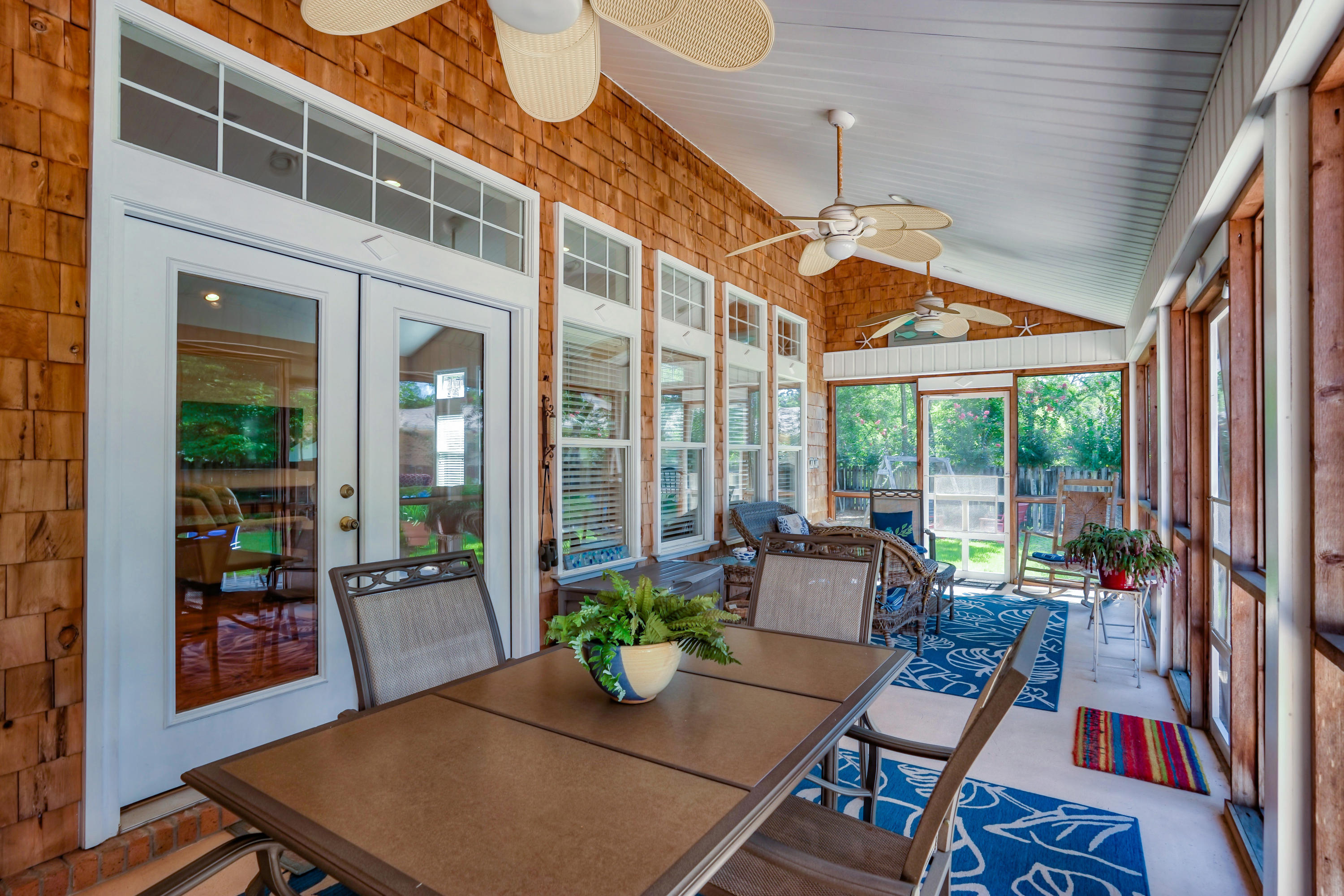 LA CHATEAU - Residential