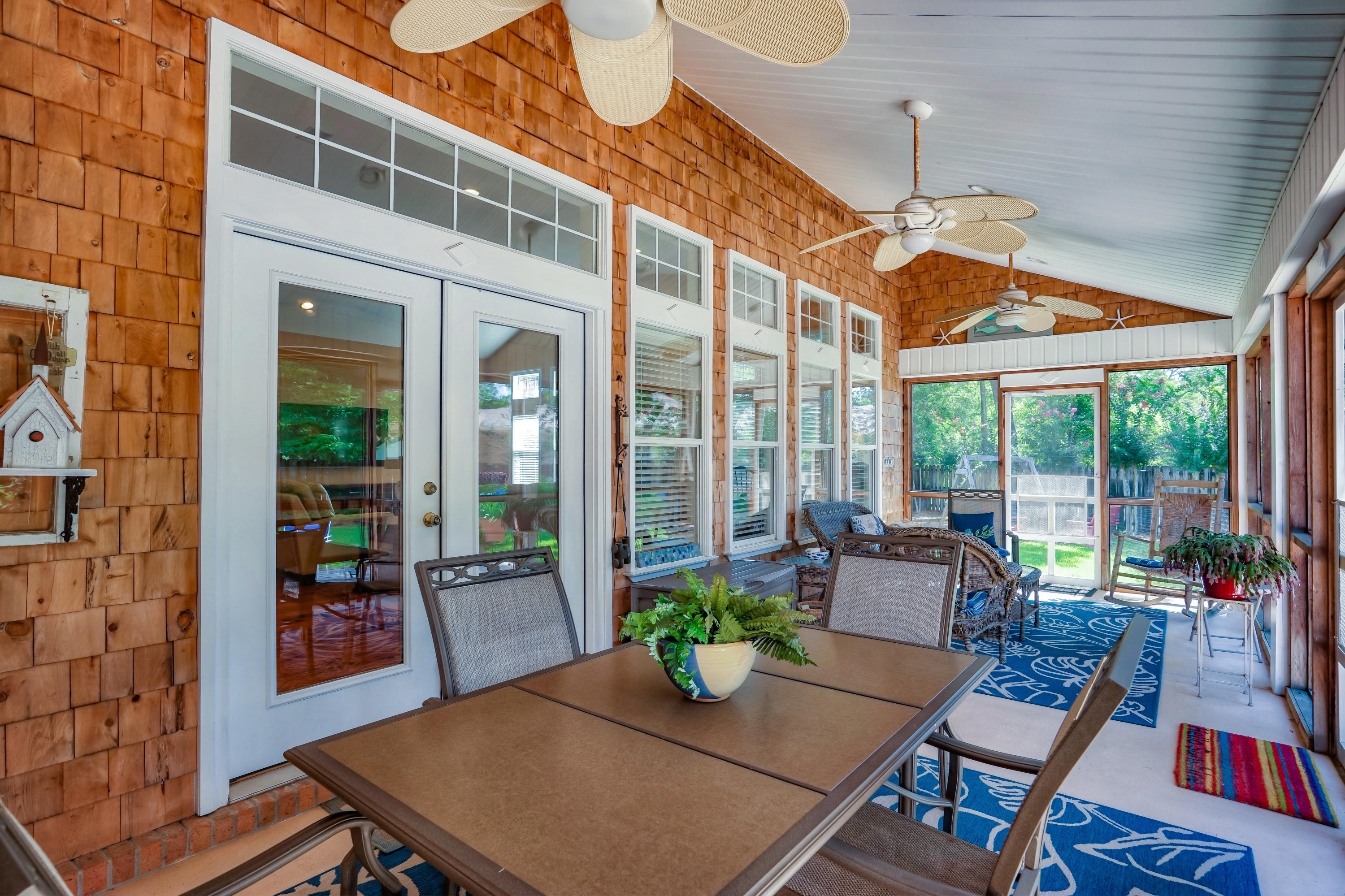 LA CHATEAU - Residential