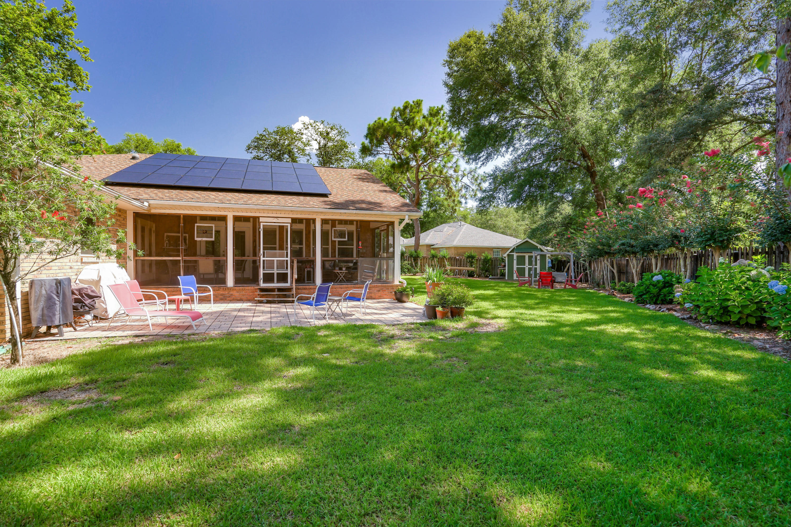 LA CHATEAU - Residential