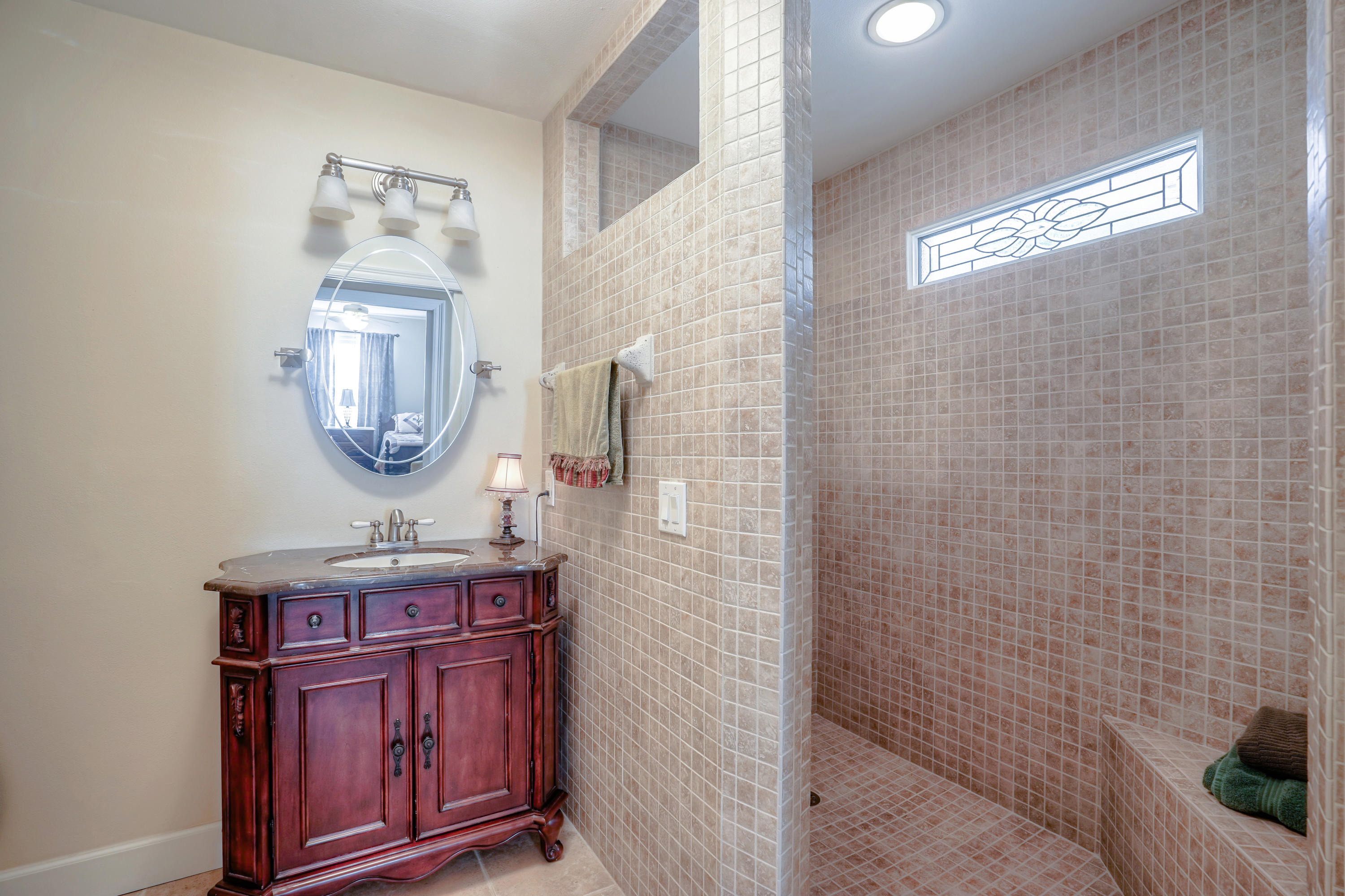 LA CHATEAU - Residential