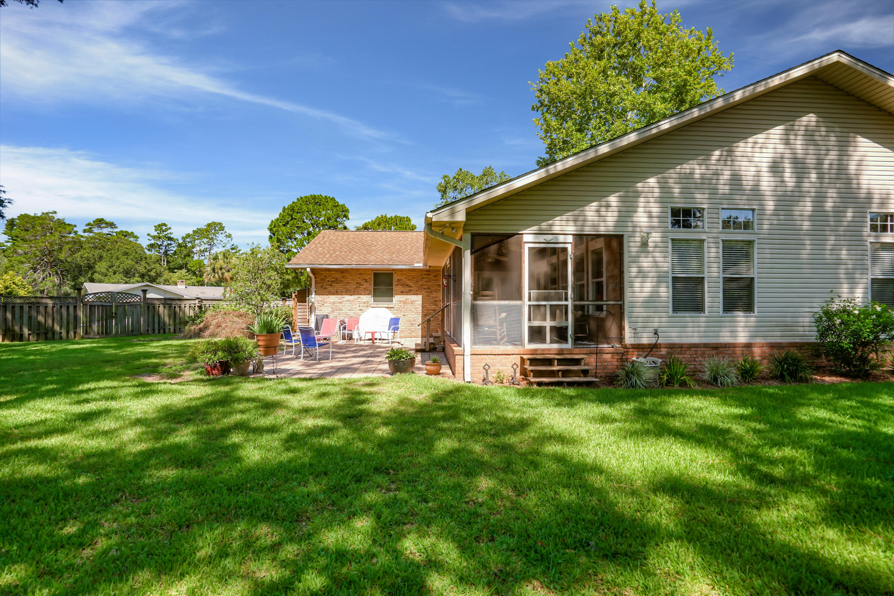LA CHATEAU - Residential