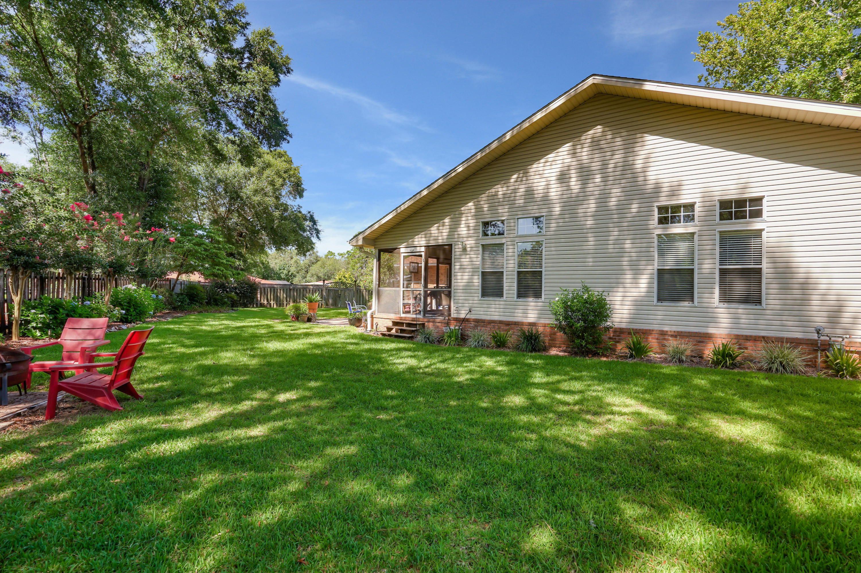 LA CHATEAU - Residential