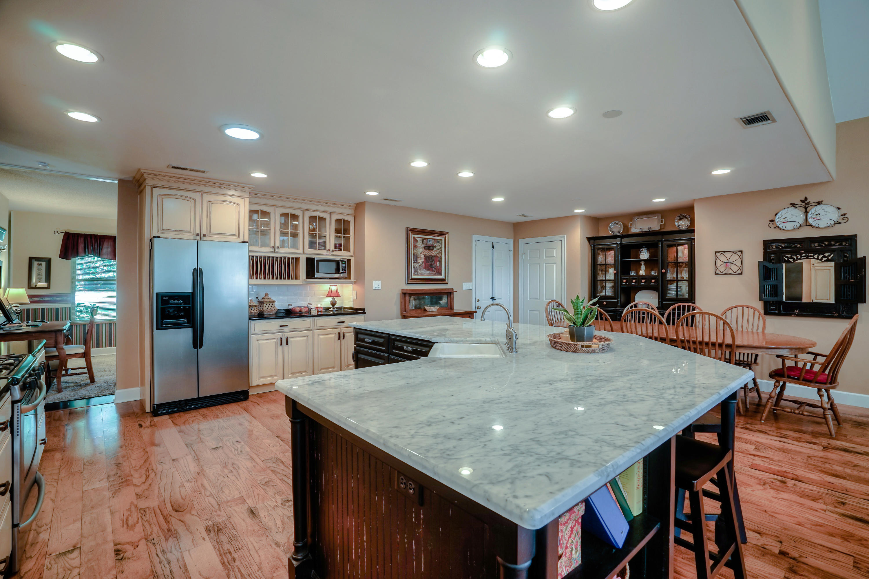 LA CHATEAU - Residential