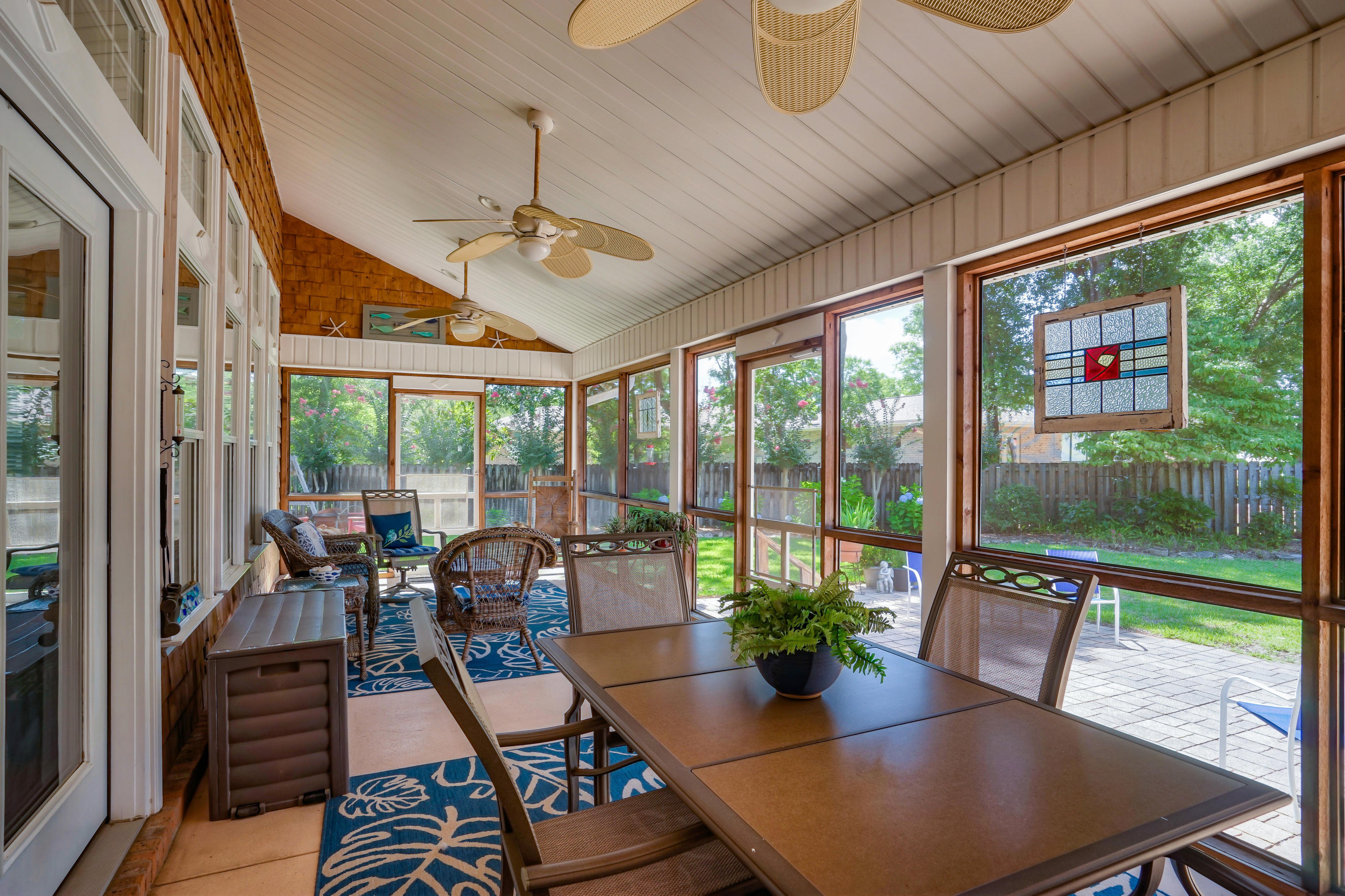 LA CHATEAU - Residential