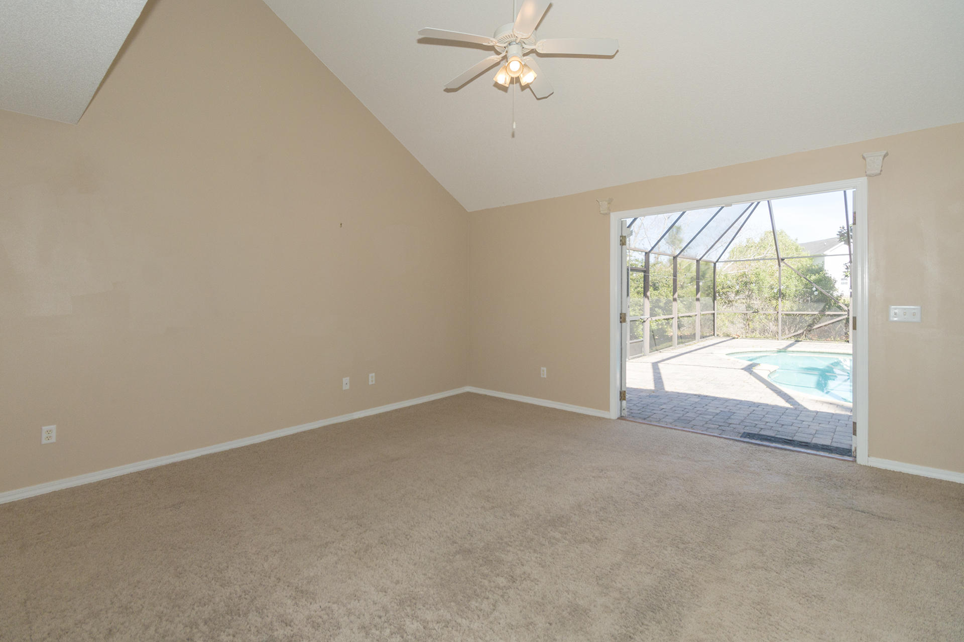 QUAIL LAKE - Residential