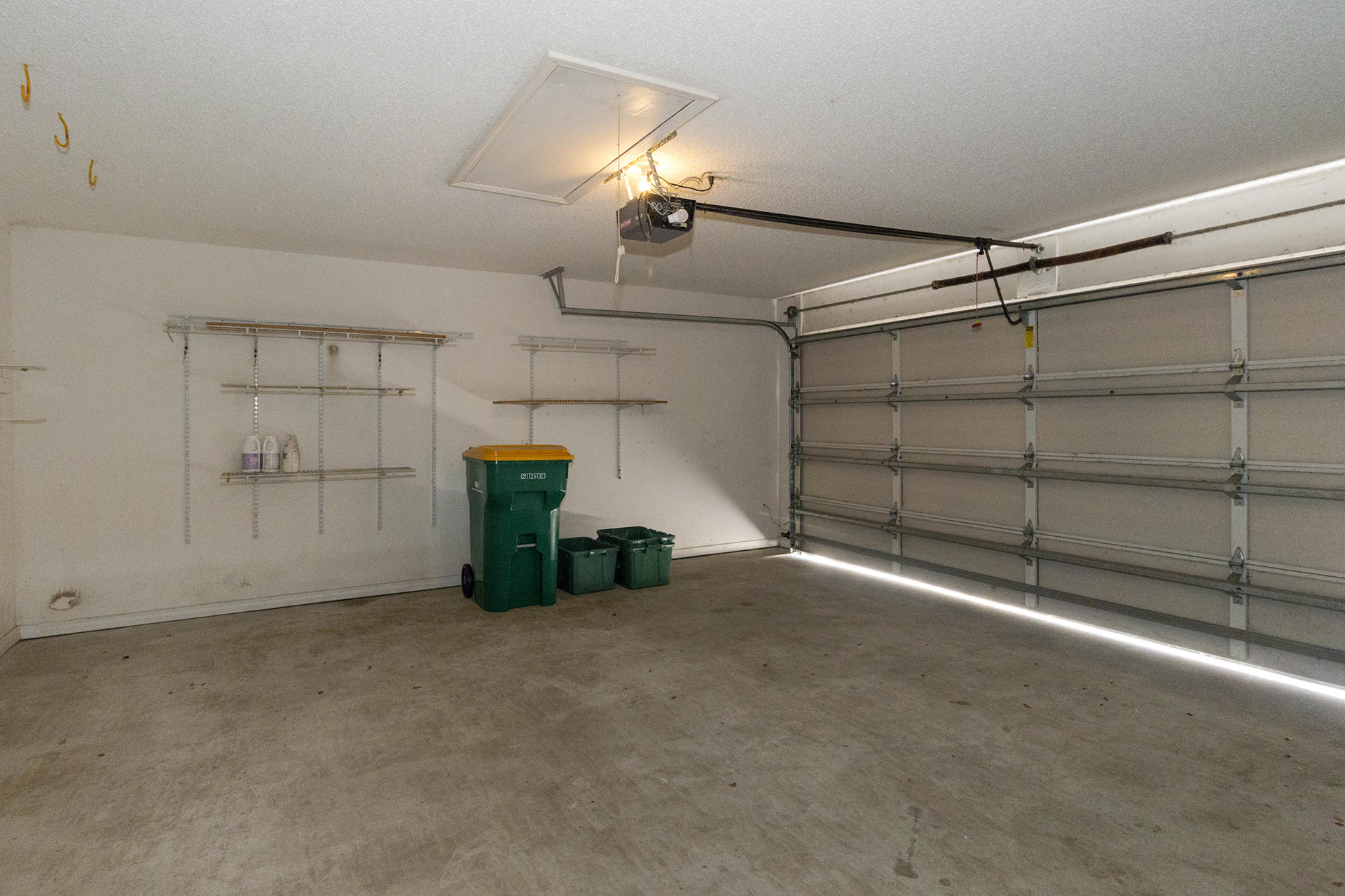 QUAIL LAKE - Residential