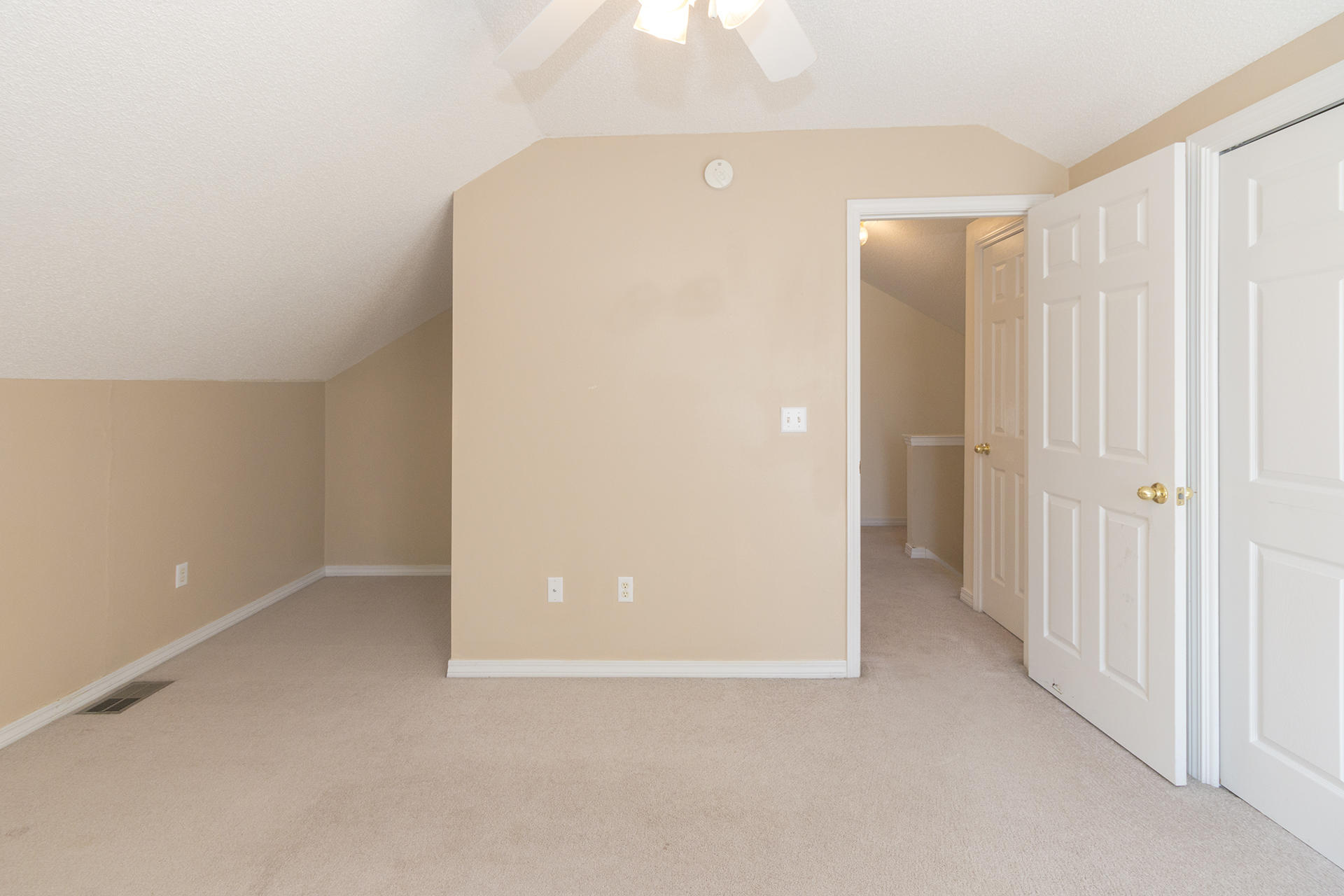 QUAIL LAKE - Residential