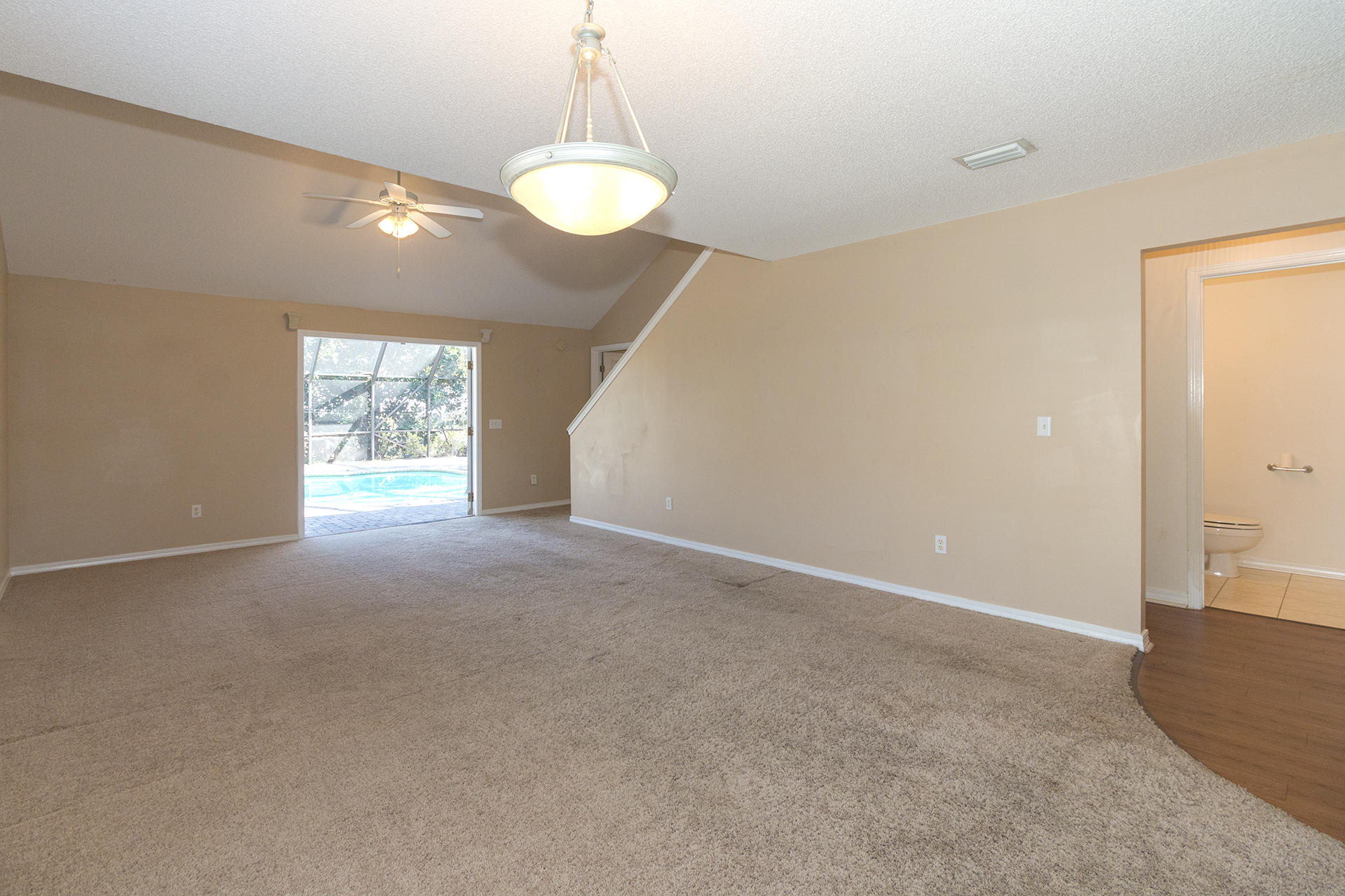 QUAIL LAKE - Residential