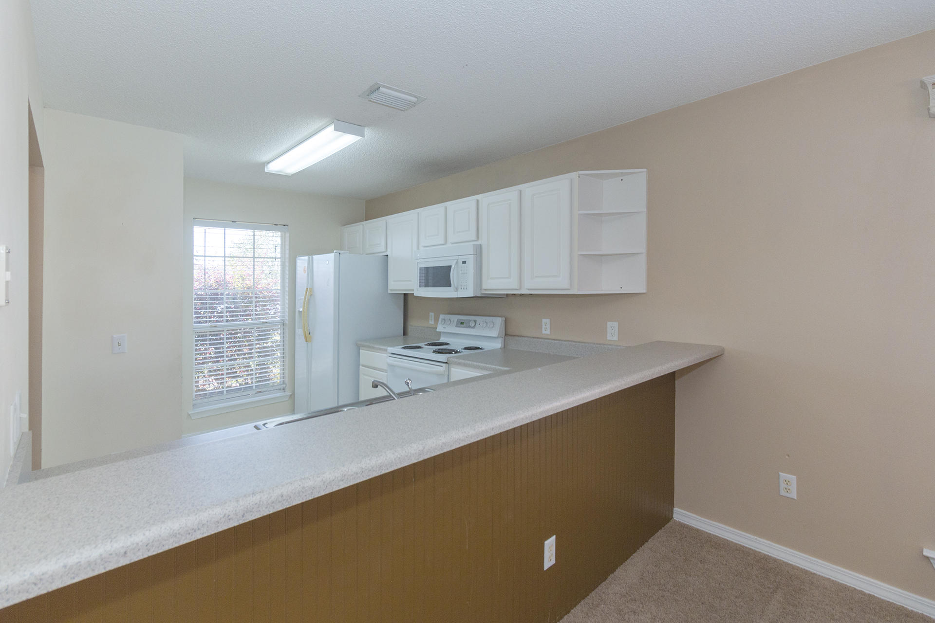 QUAIL LAKE - Residential