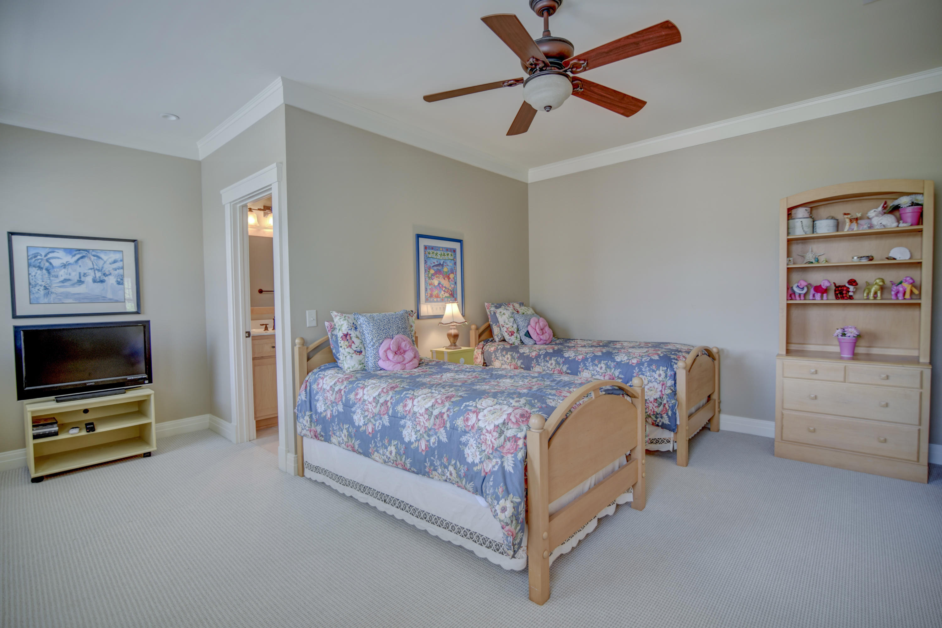 Wild Heron - Residential