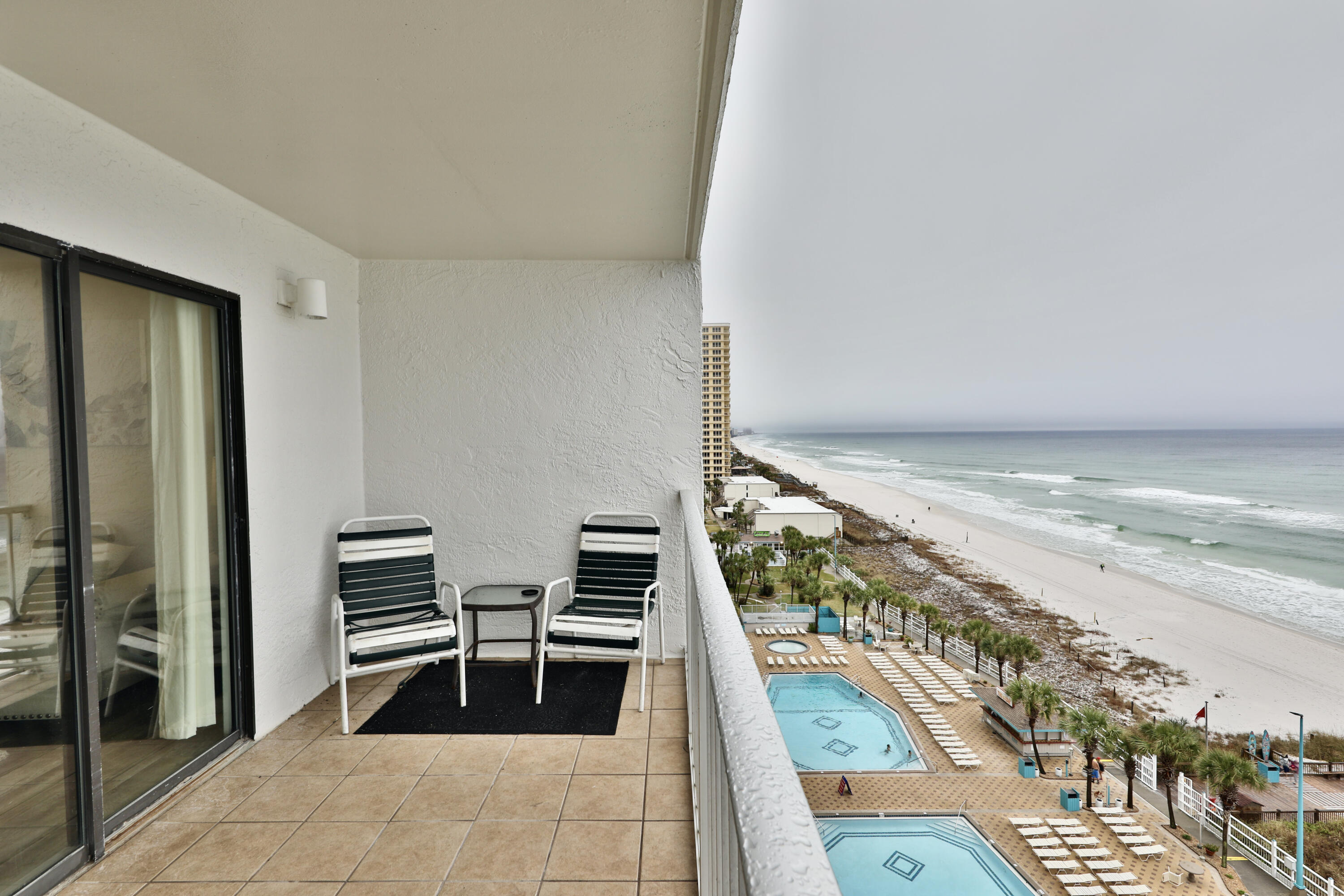 SUMMIT CONDOMINIUM, THE - Residential