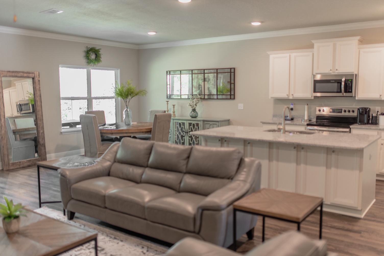 STONEGATE - Residential