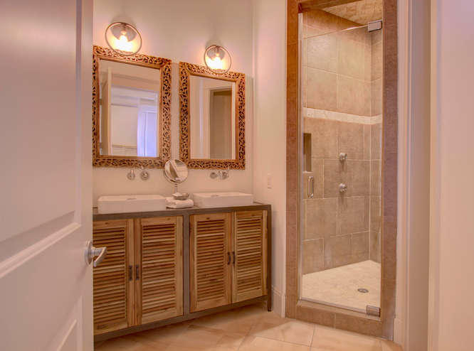 GULF SHORE MANOR - Residential