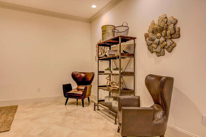 GULF SHORE MANOR - Residential