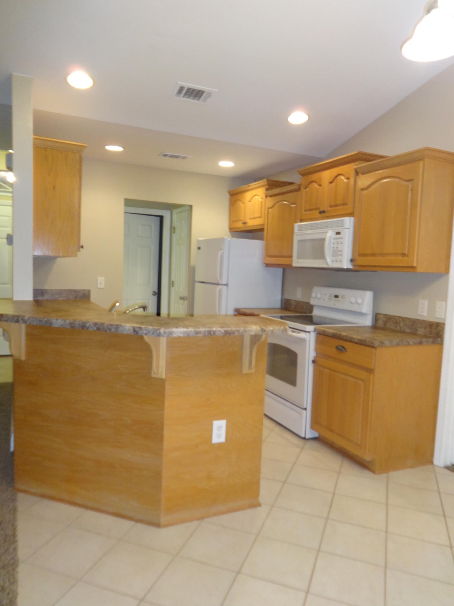 WHITE OAK ESTATES - Residential