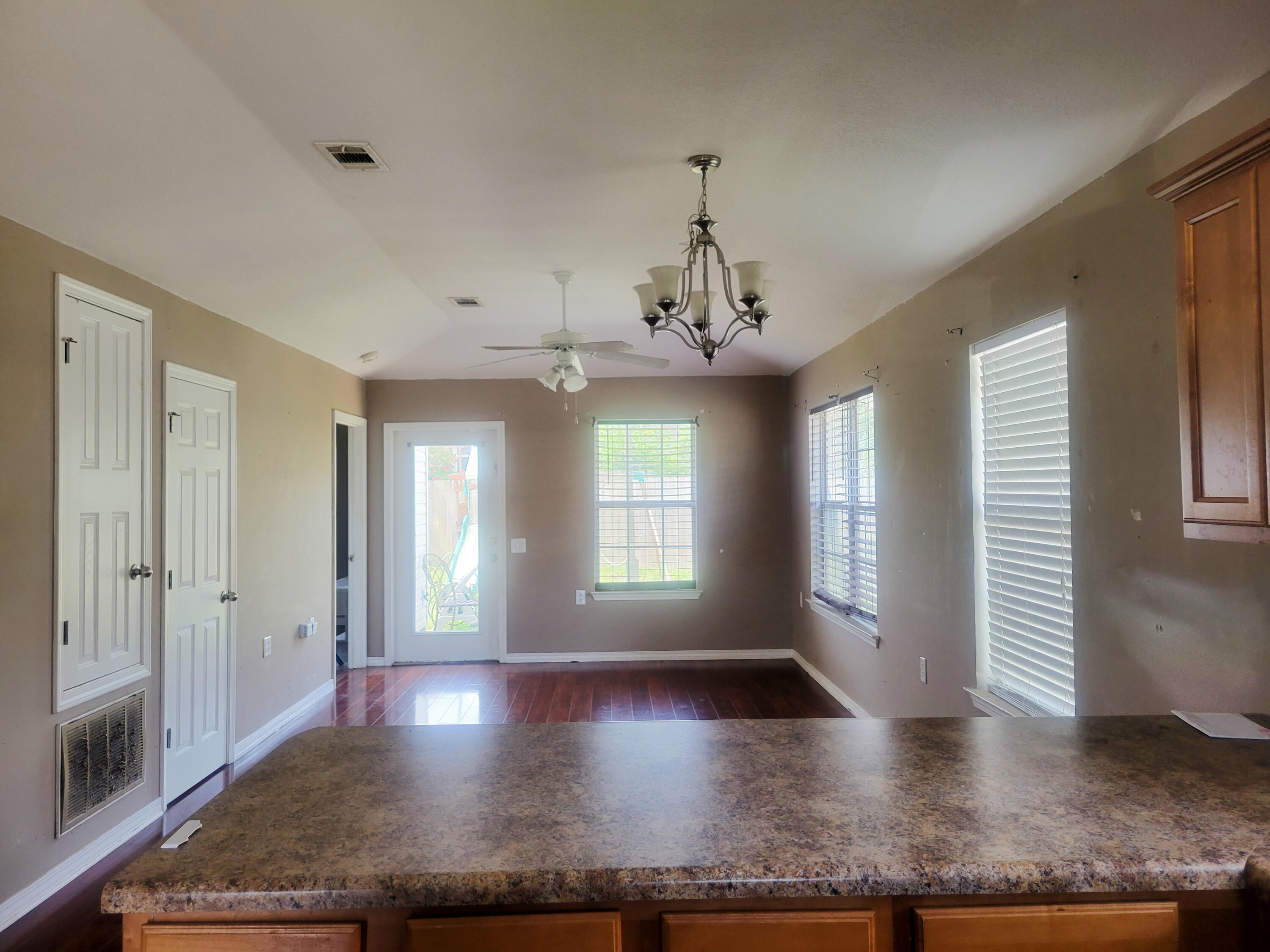 SHADOW LAKES - Residential