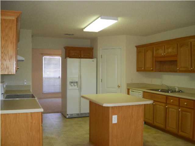 FOX VALLEY - Residential Lease