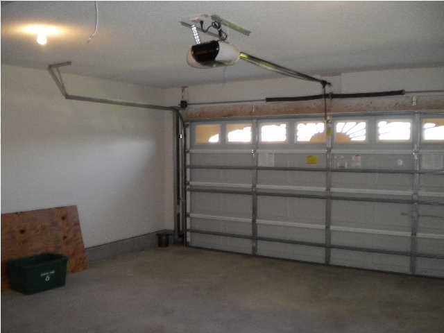 FOX VALLEY - Residential Lease