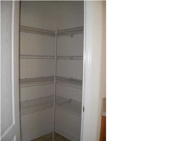 FOX VALLEY - Residential Lease