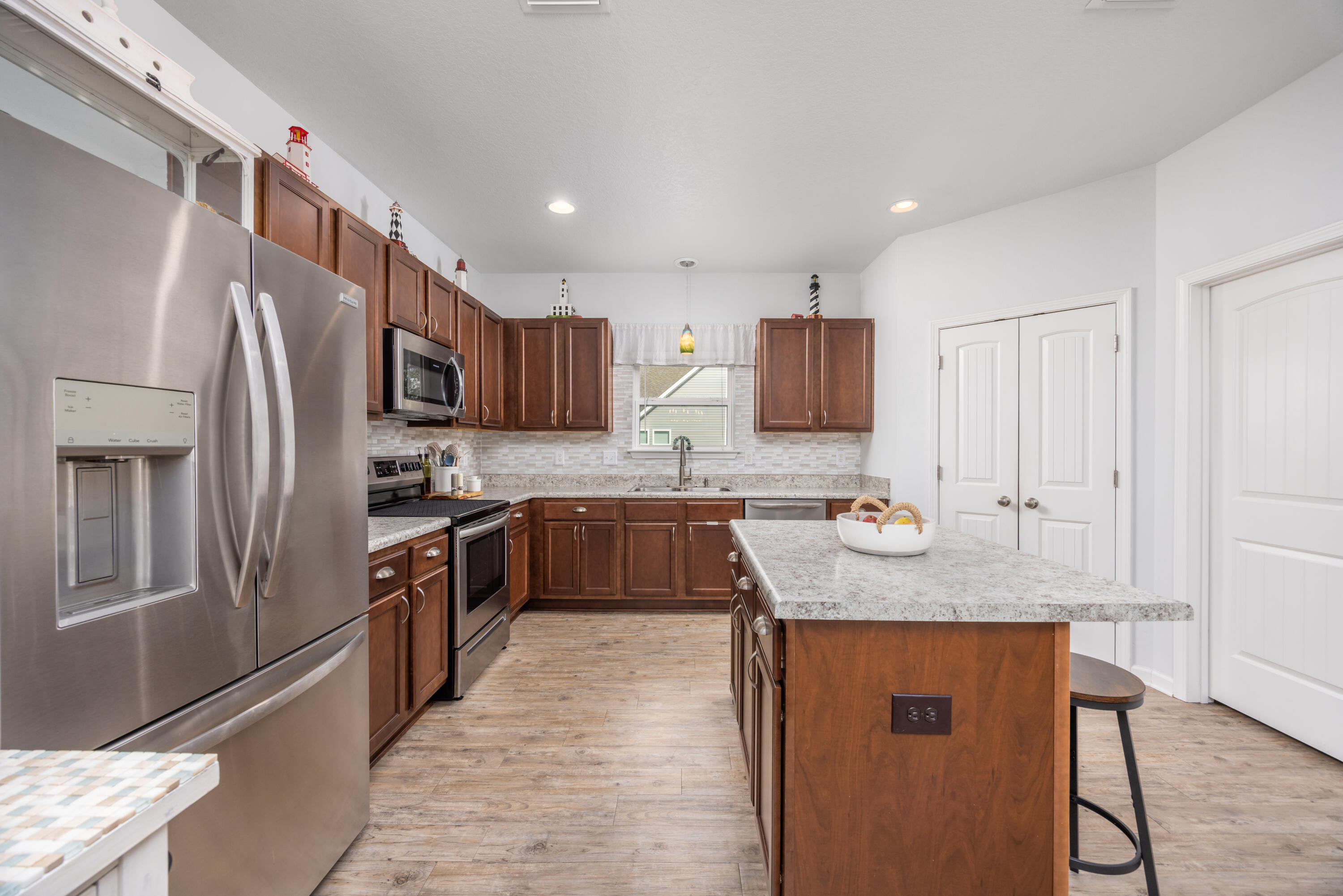 HAMMOCK BAY - Residential