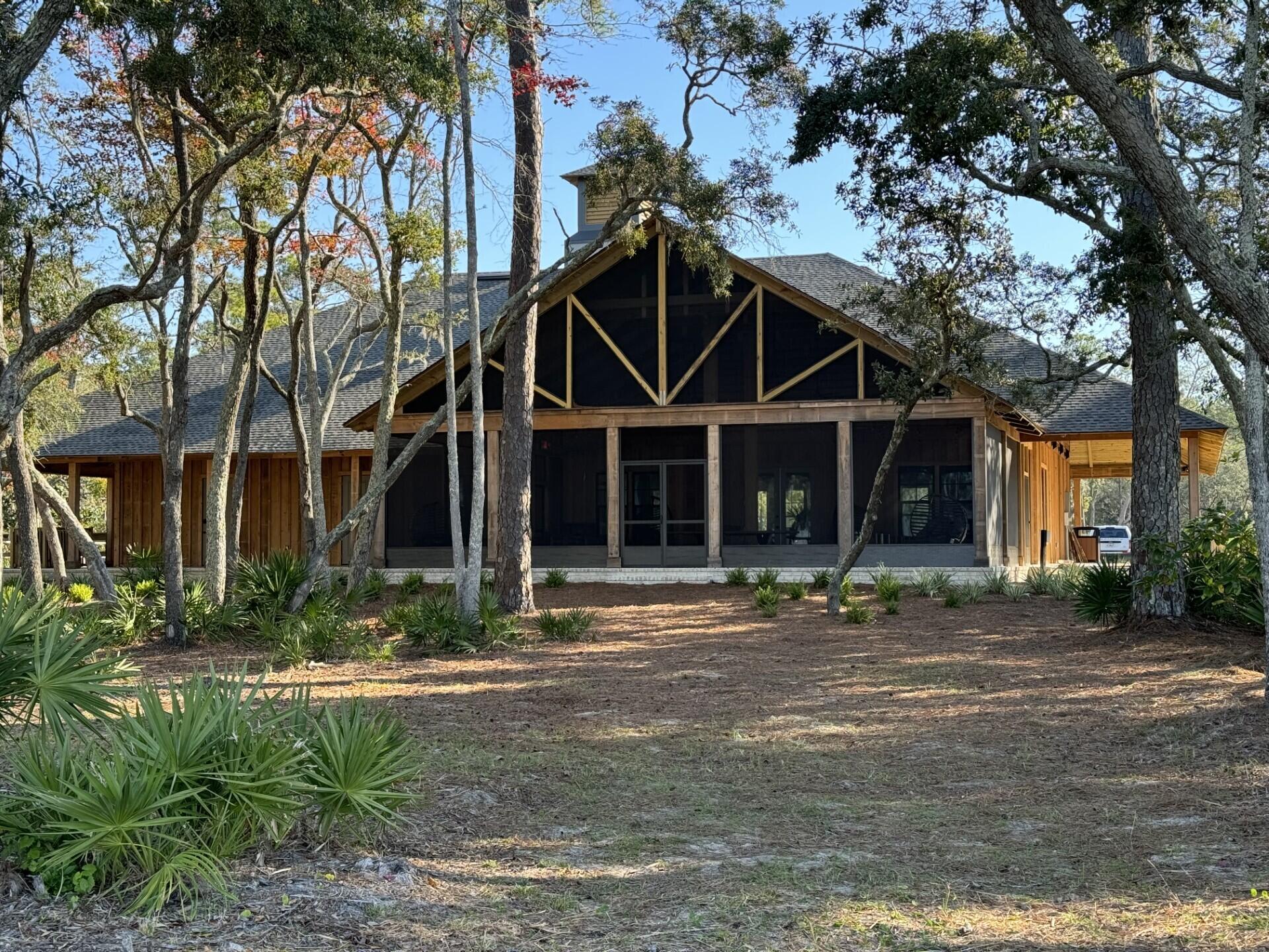 HAMMOCK BAY - Residential