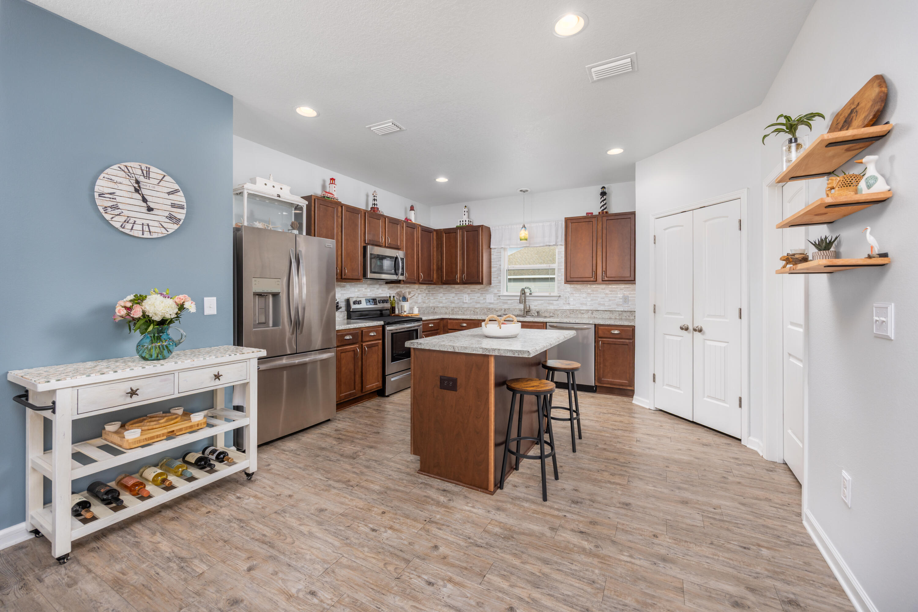 HAMMOCK BAY - Residential