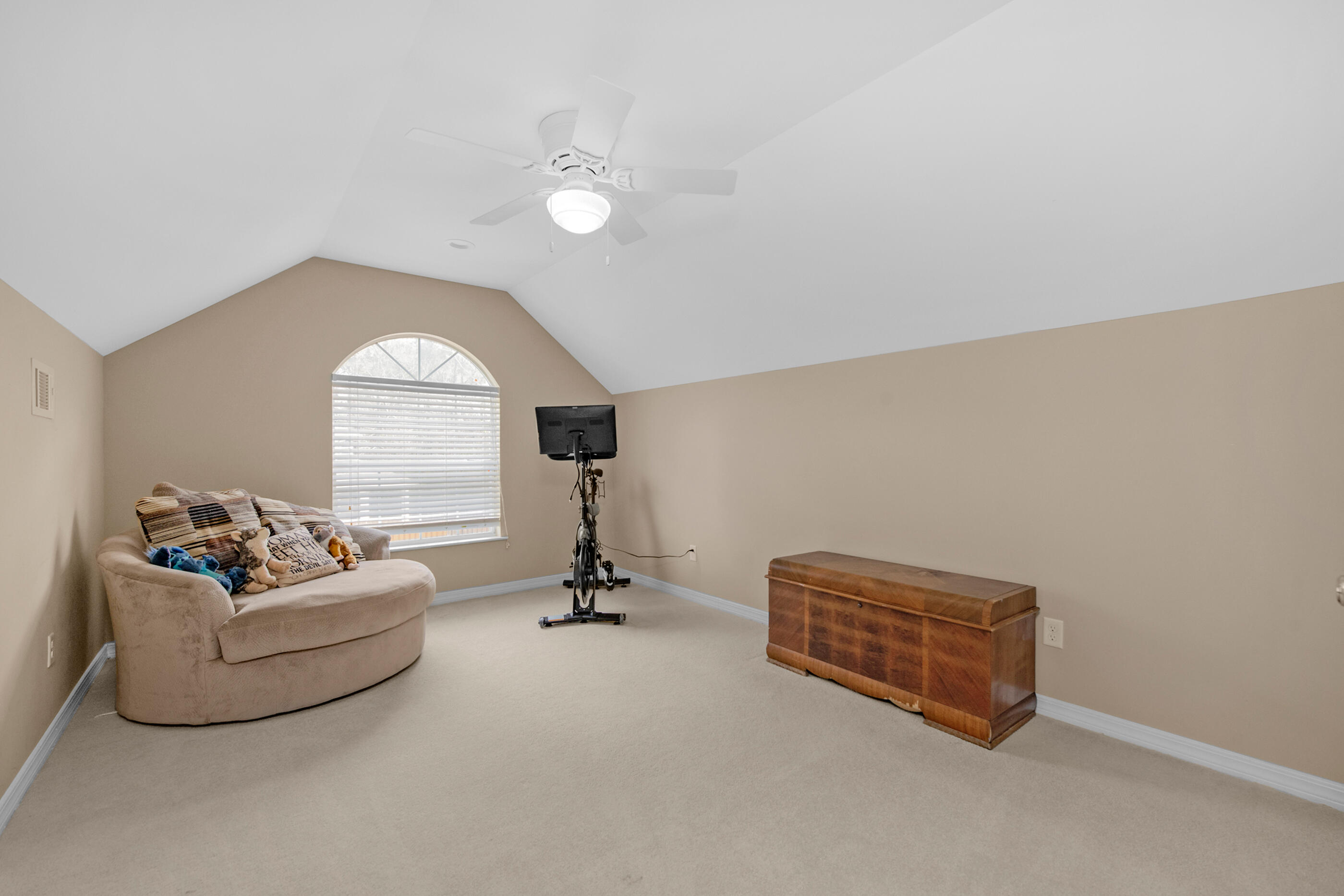 NORTH RIDGE CREEK S/D 1ST ADDN - Residential