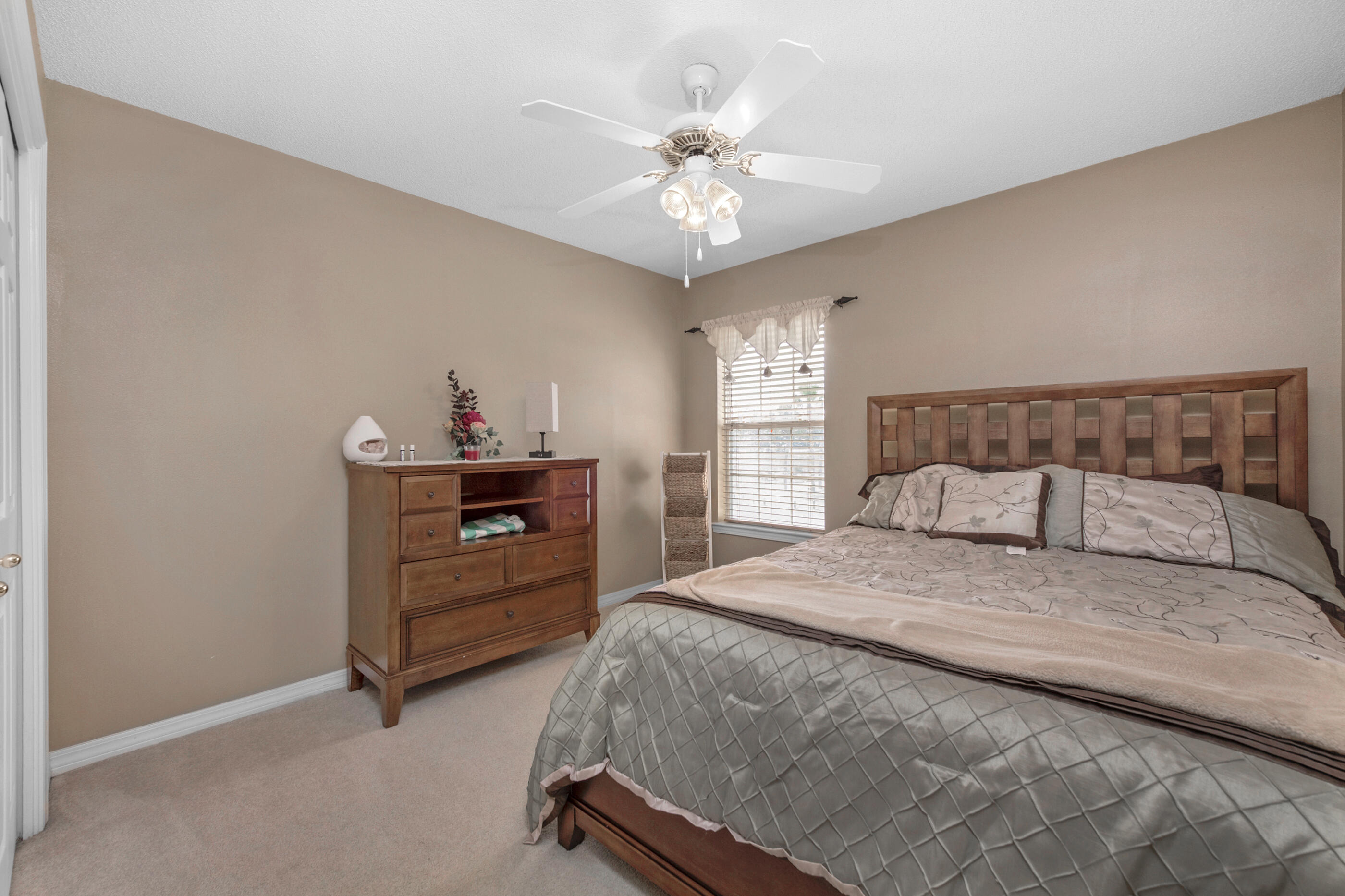 NORTH RIDGE CREEK S/D 1ST ADDN - Residential