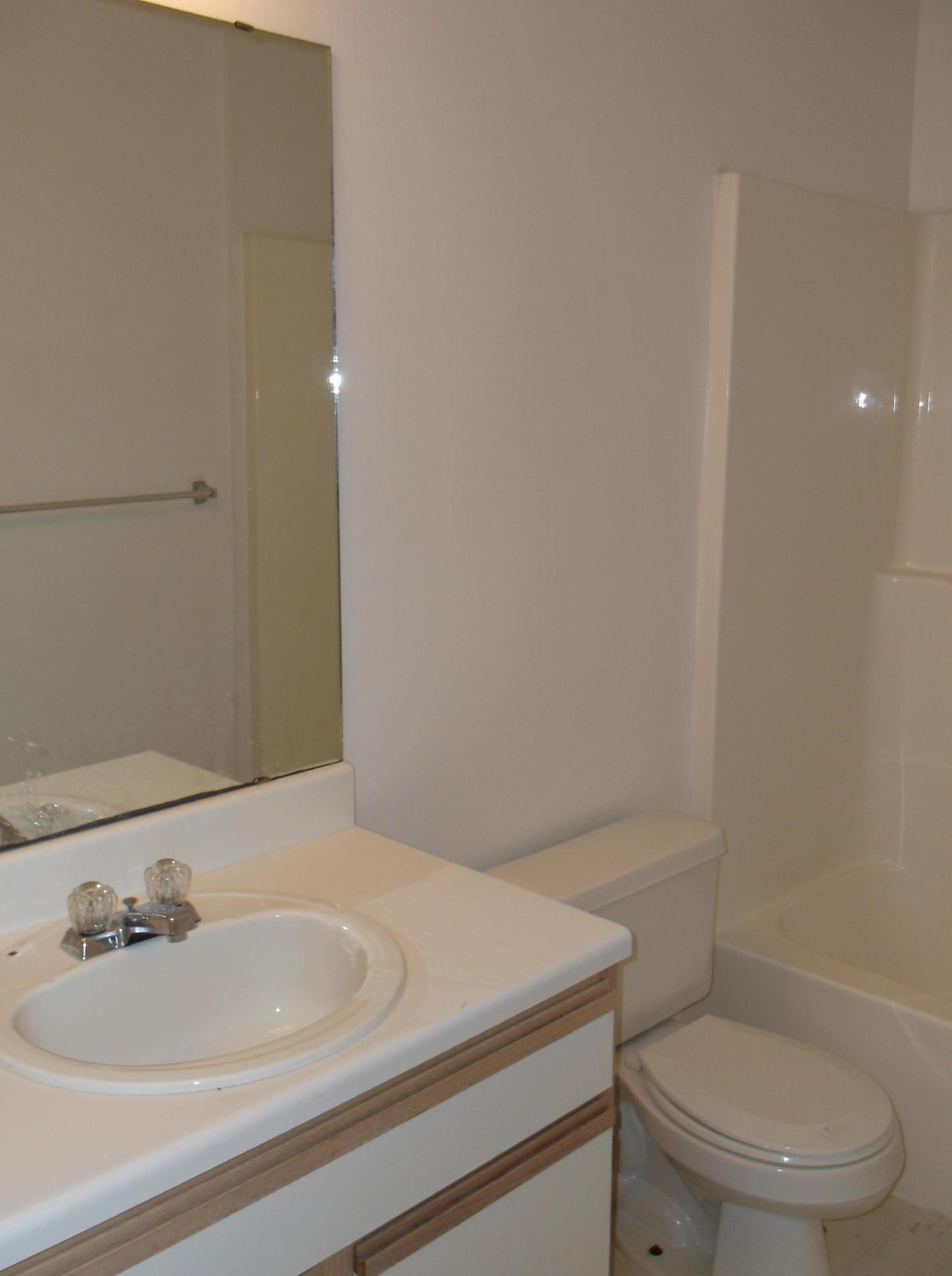 OLYMPIA COURT - Residential