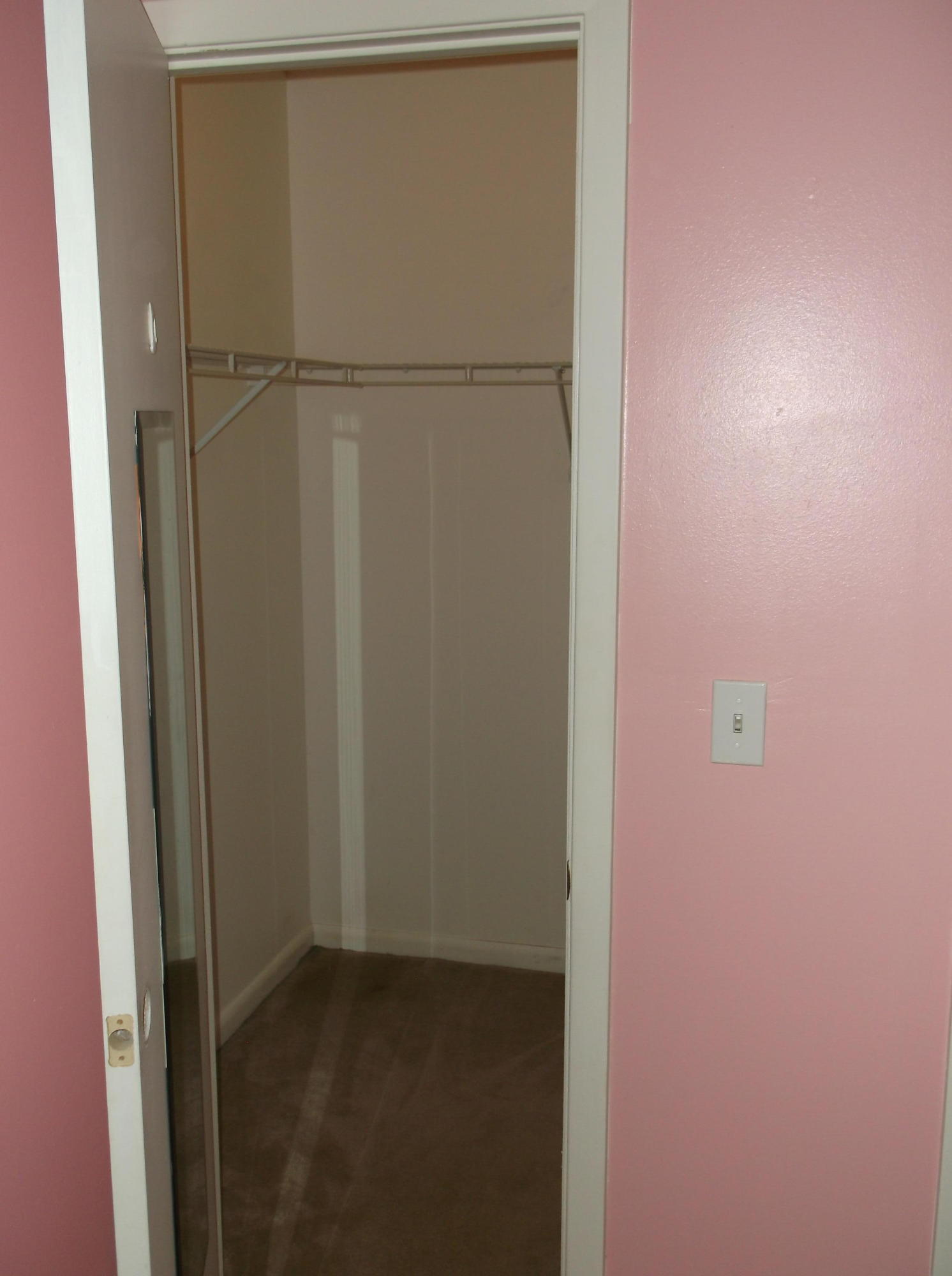 OLYMPIA COURT - Residential