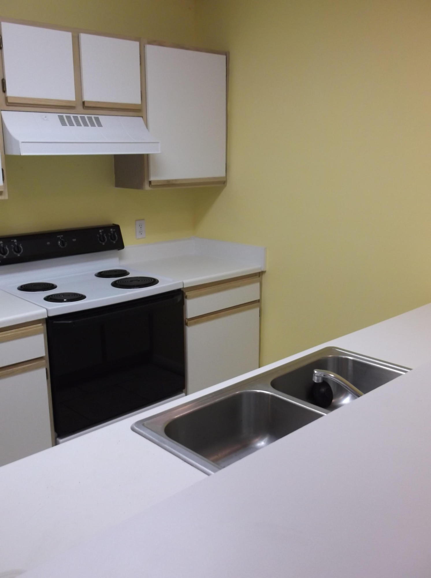 OLYMPIA COURT - Residential